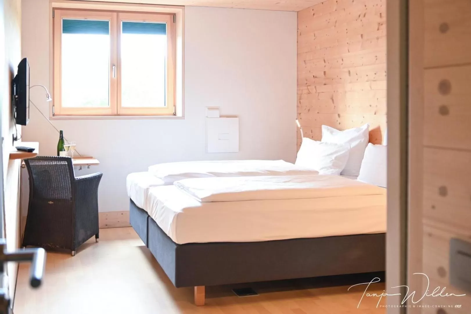 Bedroom, Bed in Sleepwood Hotel