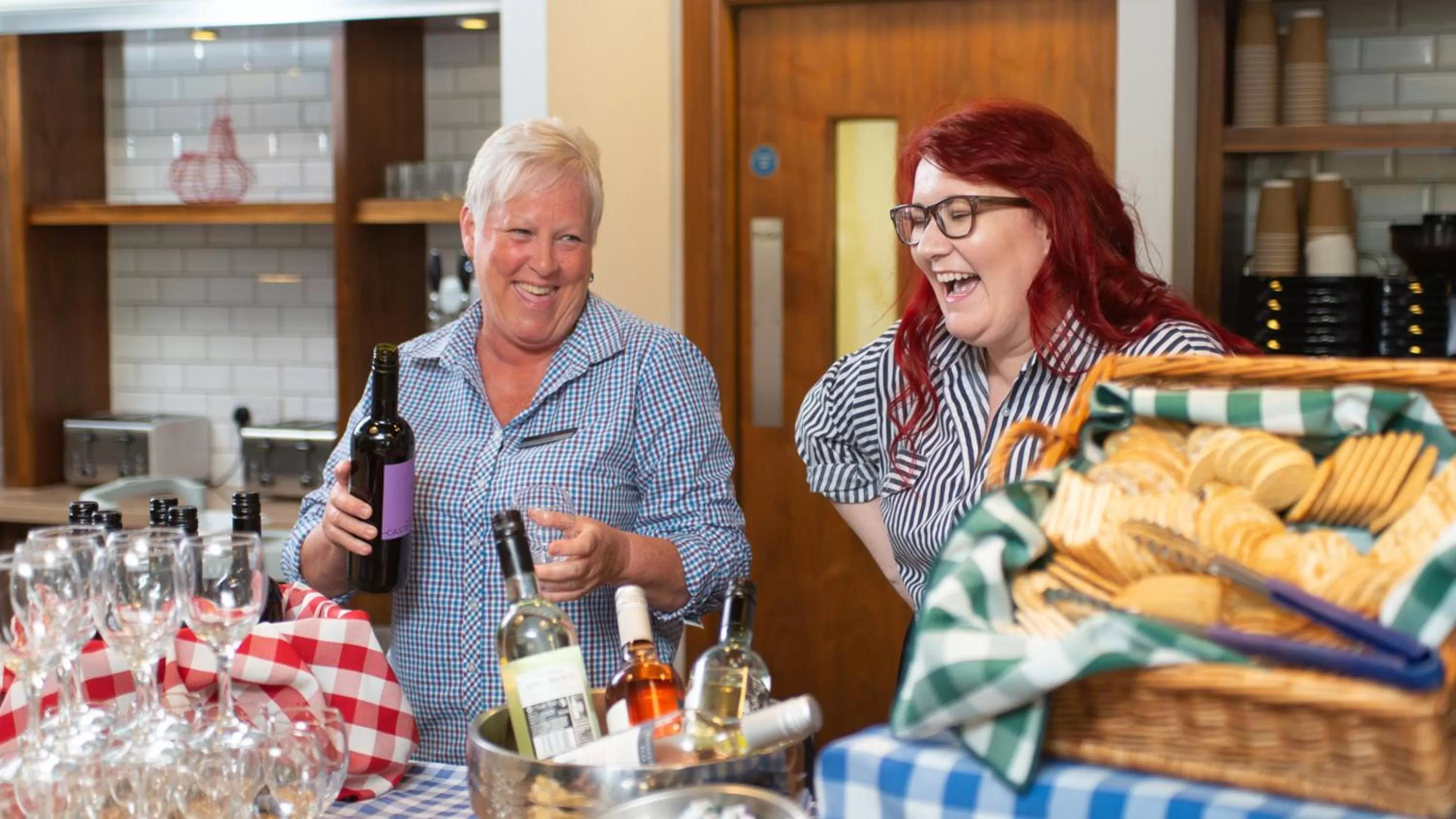 Restaurant/places to eat in Staybridge Suites Liverpool by IHG