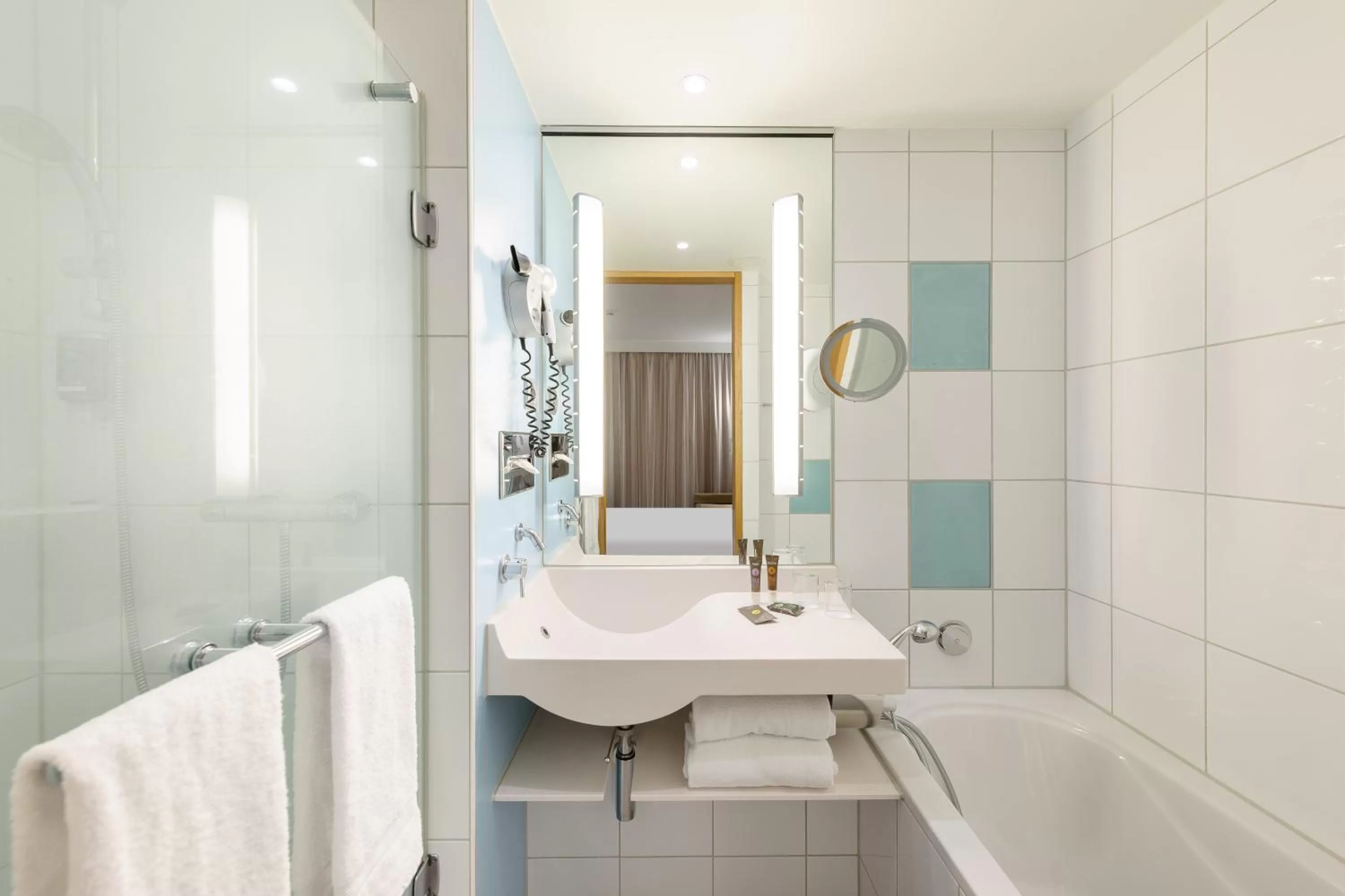 Bathroom in Novotel Berlin Am Tiergarten