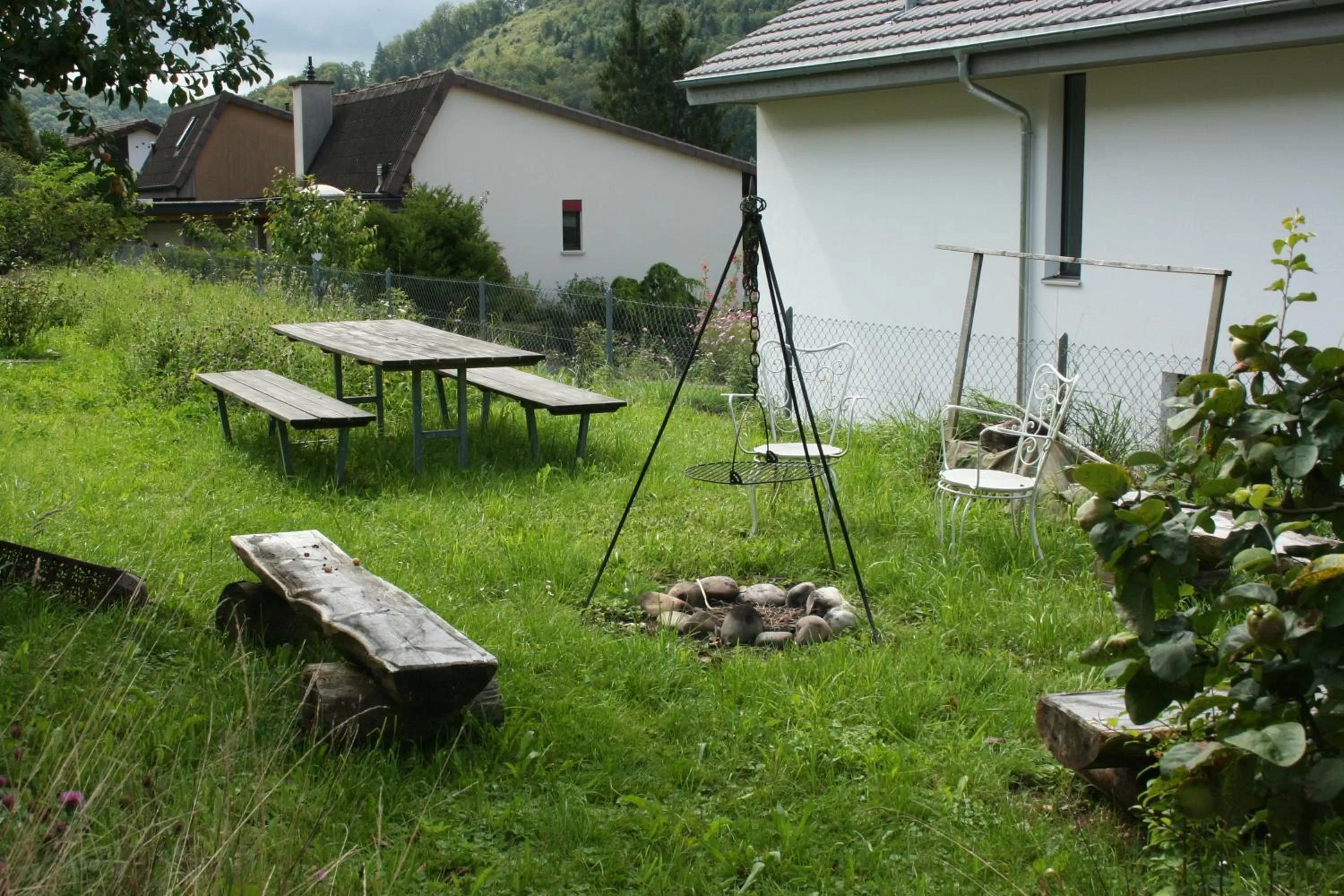 Facade/entrance, Garden in BnB Mönthal im Jurapark
