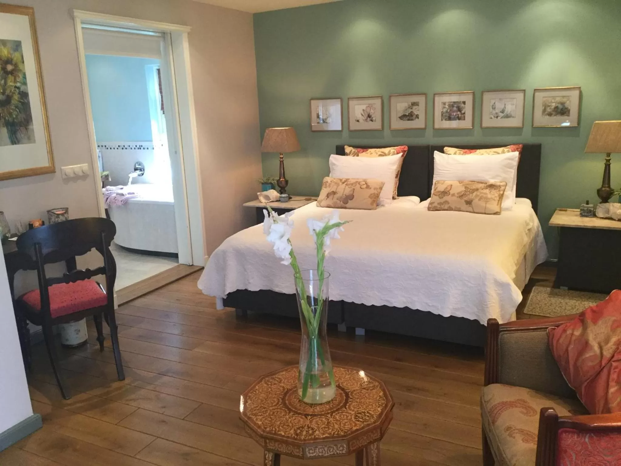 Bed in B&B lux Schijndel