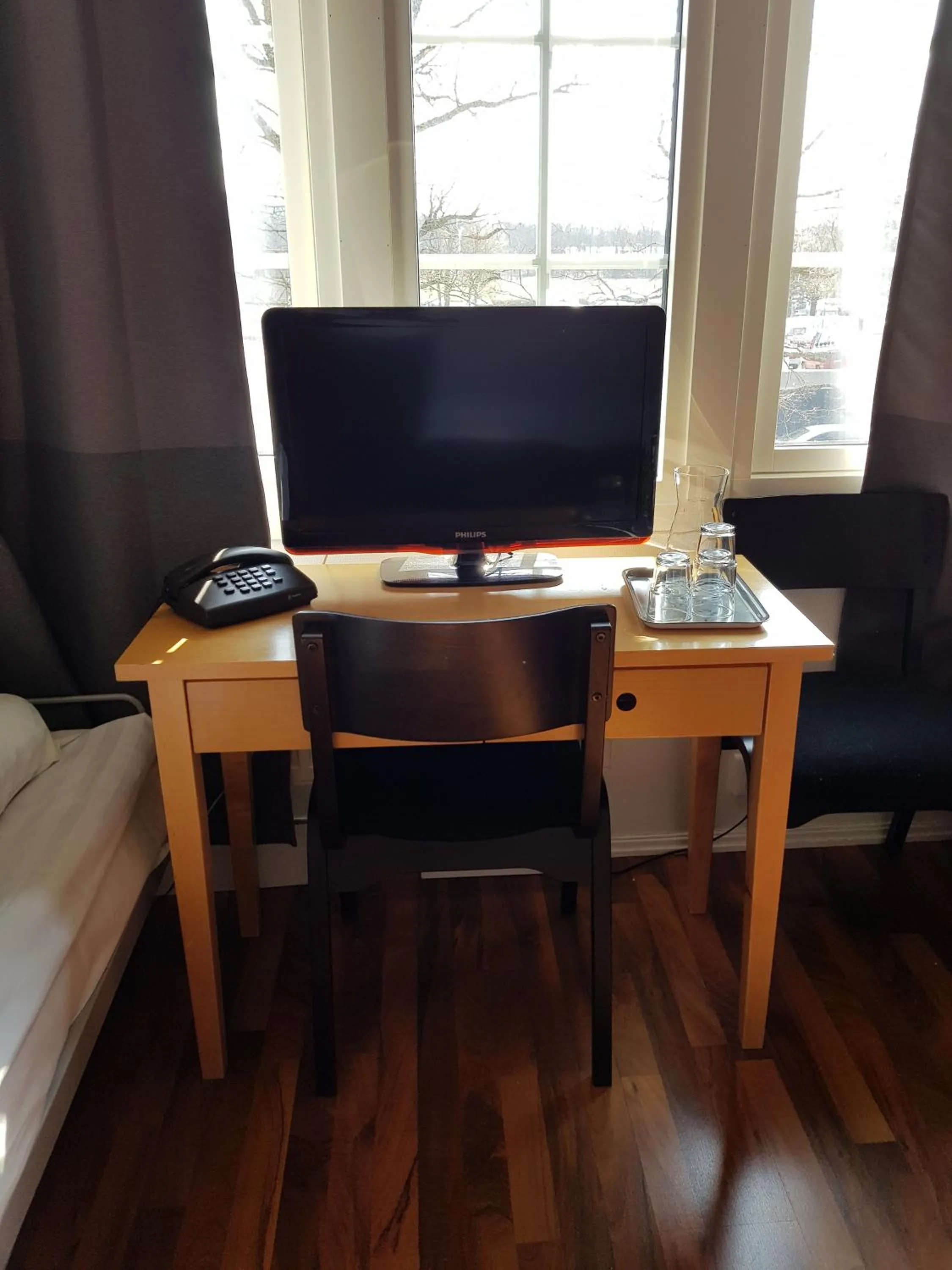 TV and multimedia in Sure Hotel by Best Western Vilsta Sporthotell