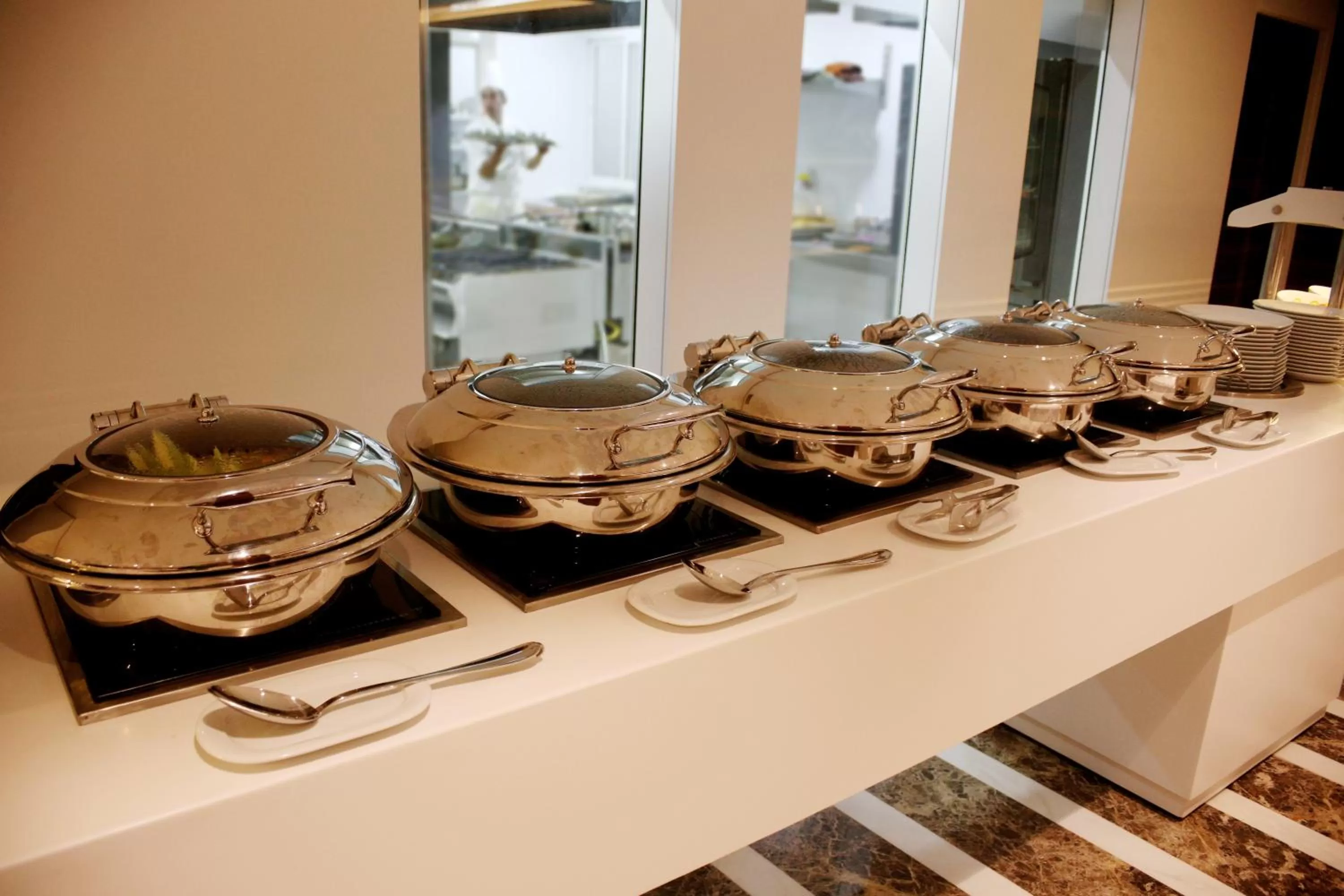 Restaurant/places to eat in Radisson Hotel Sfax