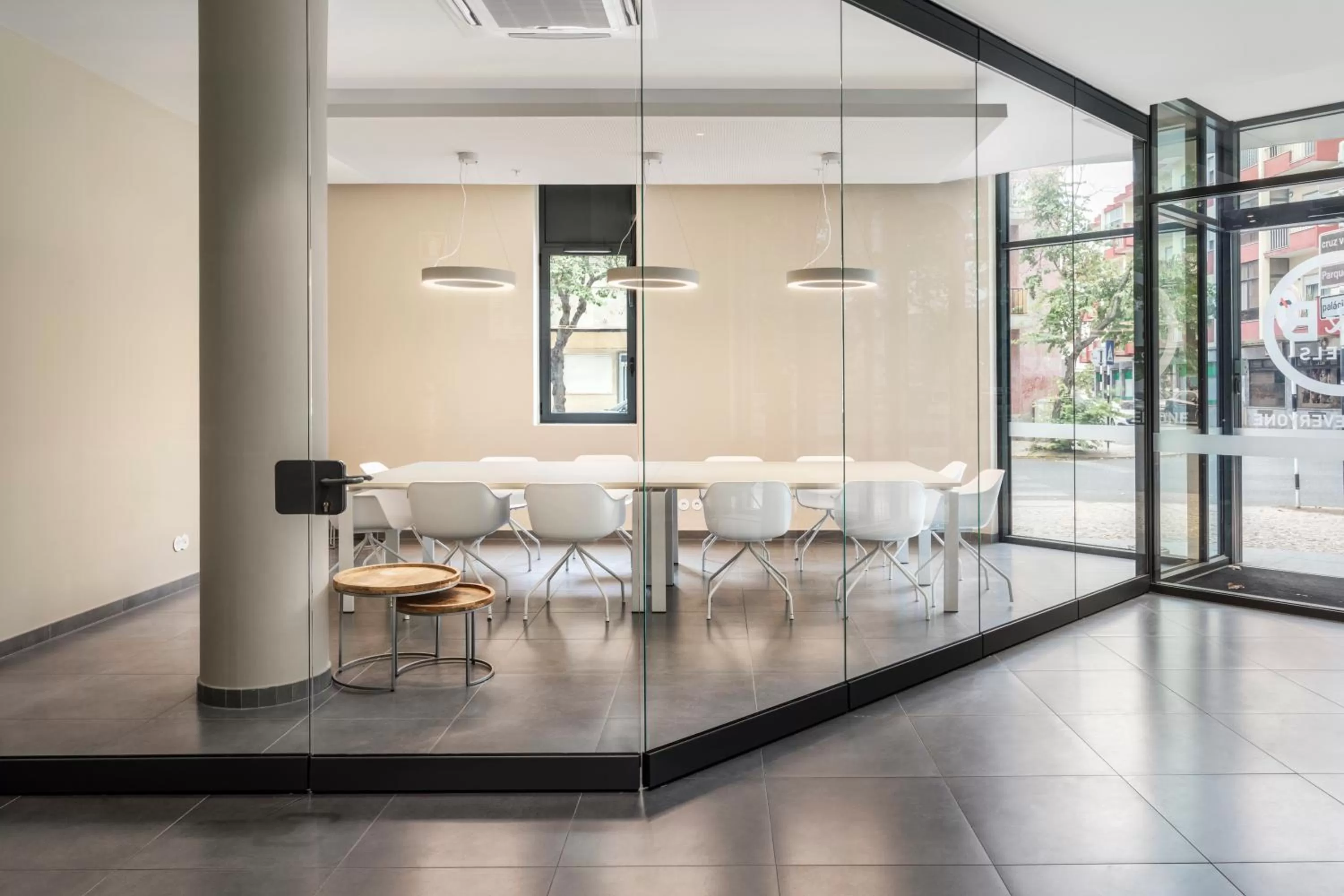 Meeting/conference room in B&B HOTEL Lisboa Montijo