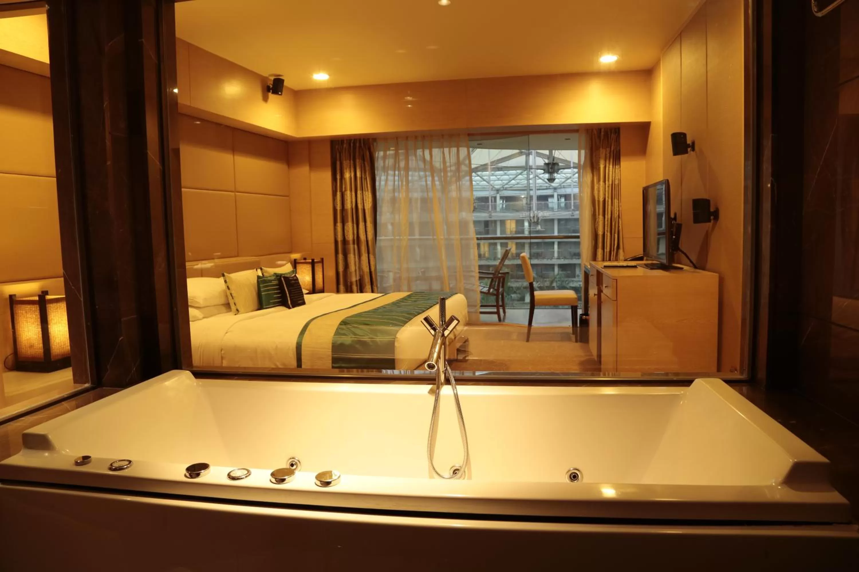 Photo of the whole room, Bed in Hotel Sahara Star