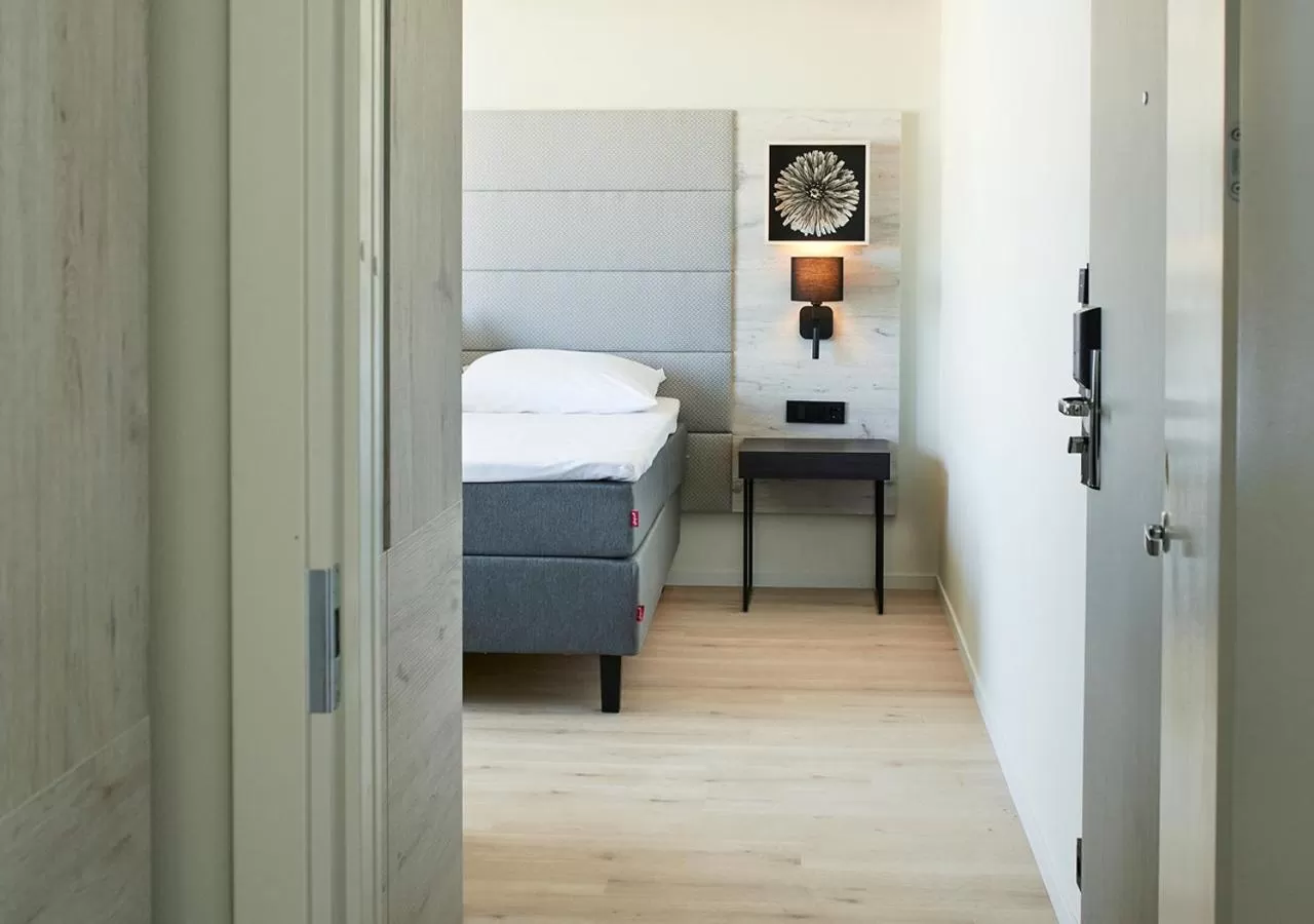 Photo of the whole room, Bed in Tallink City Hotel