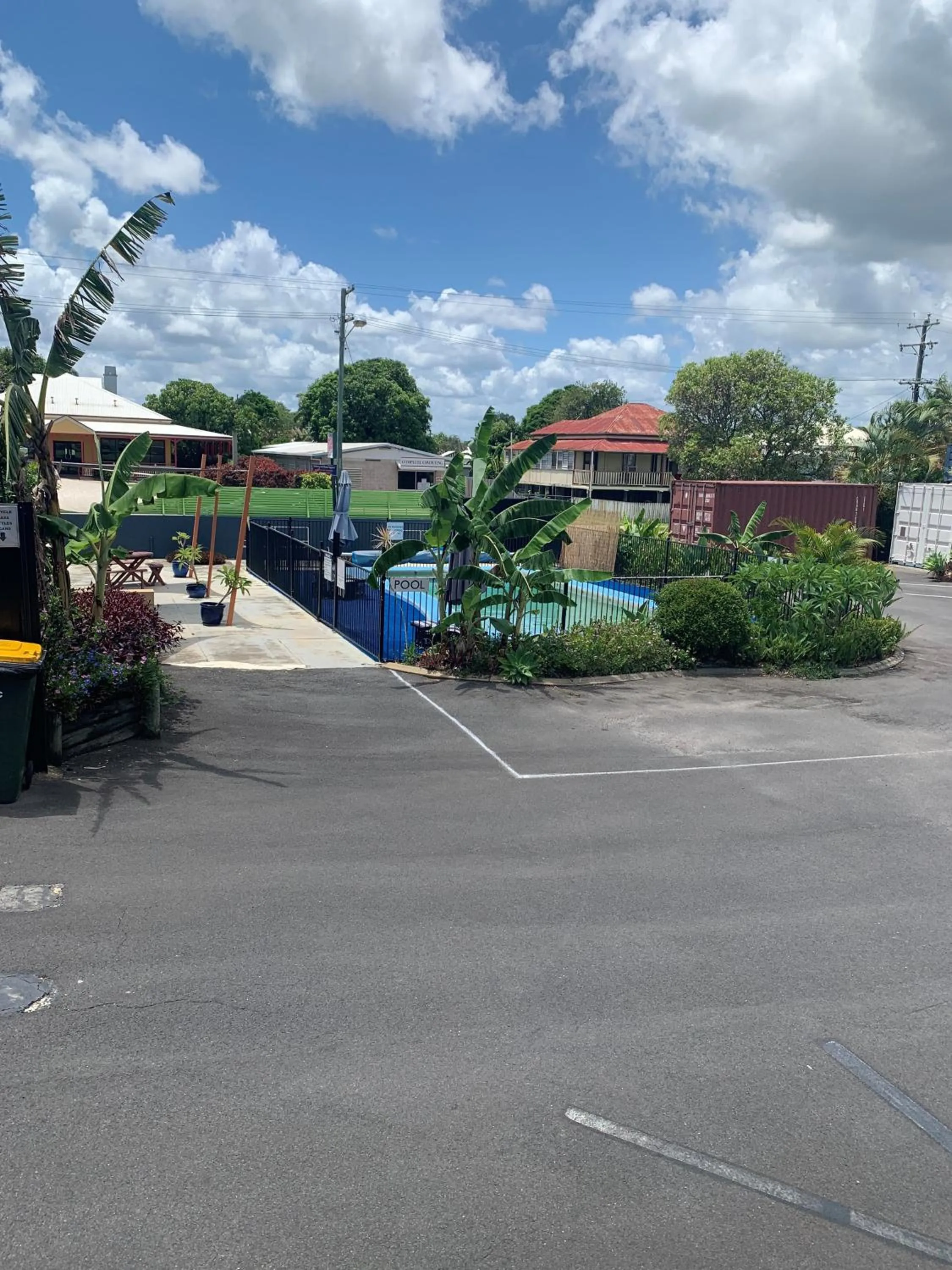 Swimming pool in Arkana Motel
