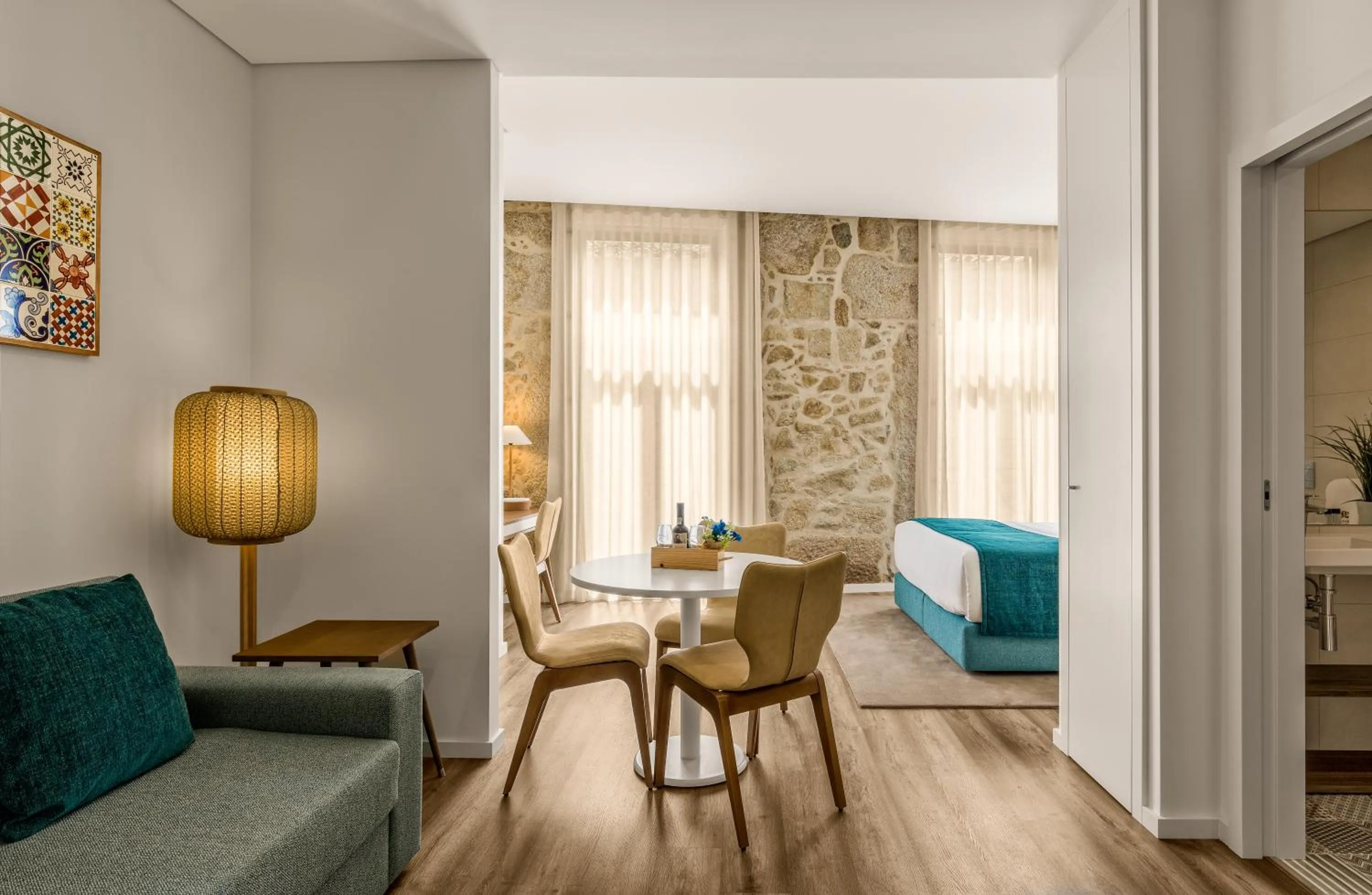 Area and facilities in 296 Heritage Apartments