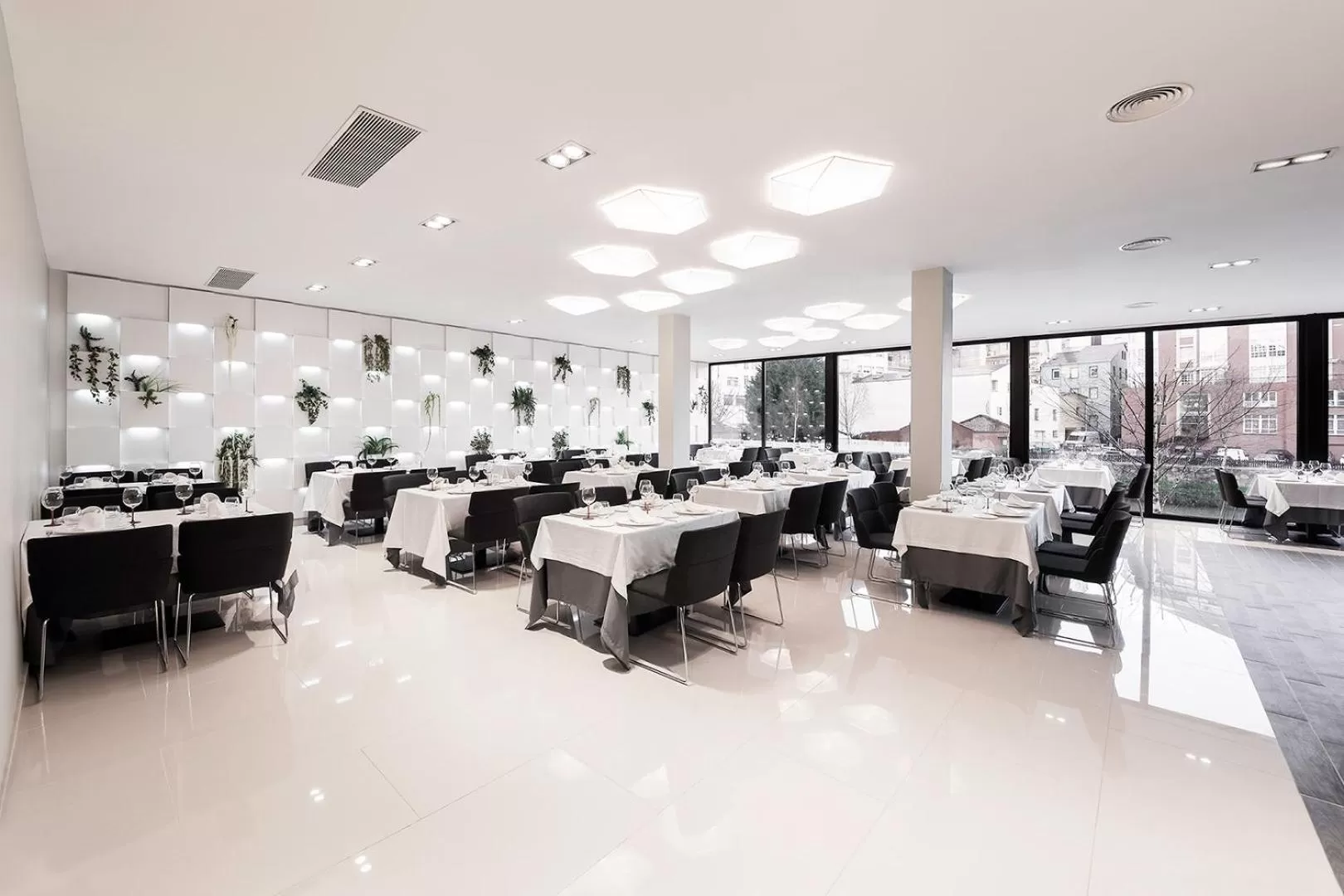 Property building in Hotel Cardenal