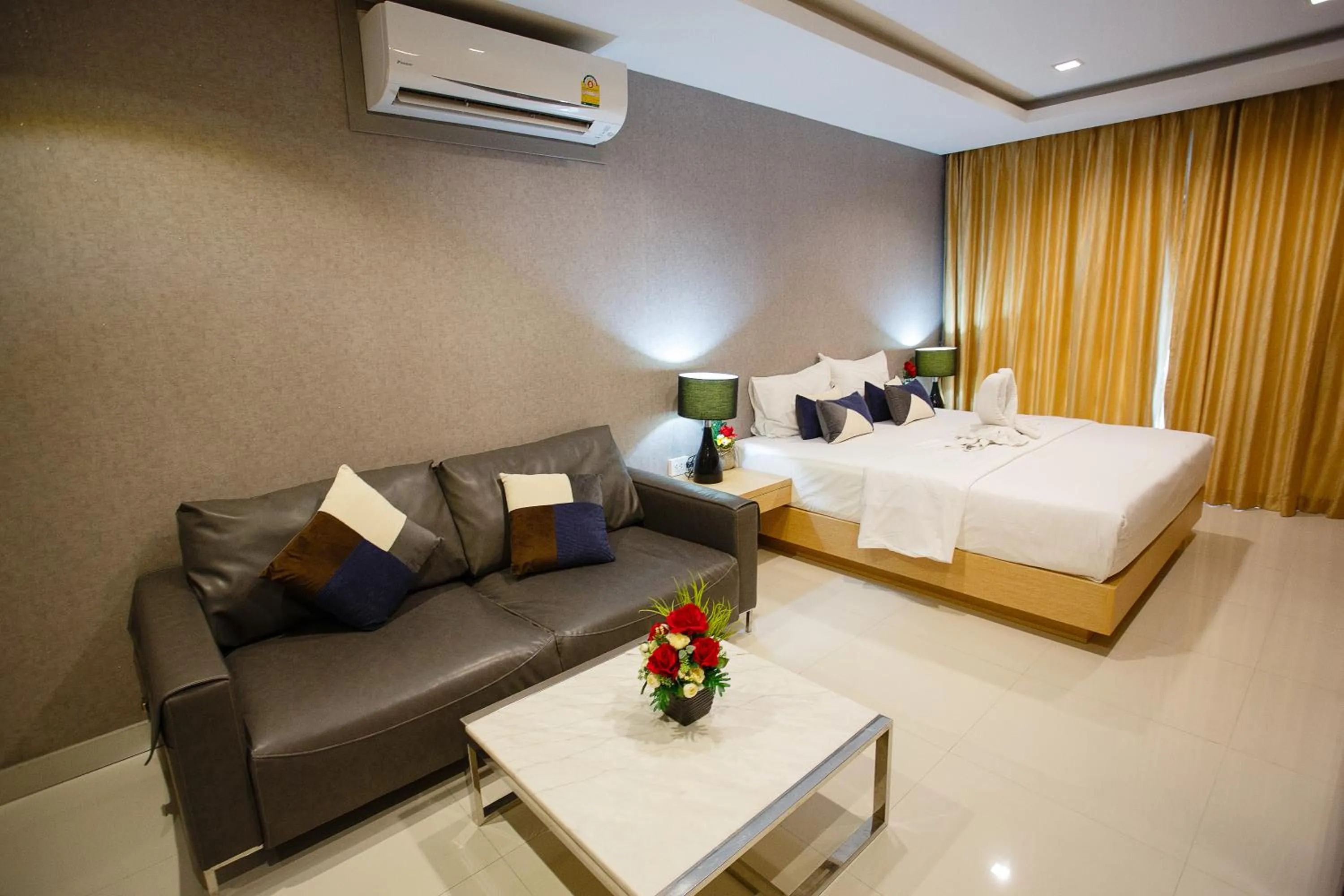 Bed in Platinum Hotel and Apartments