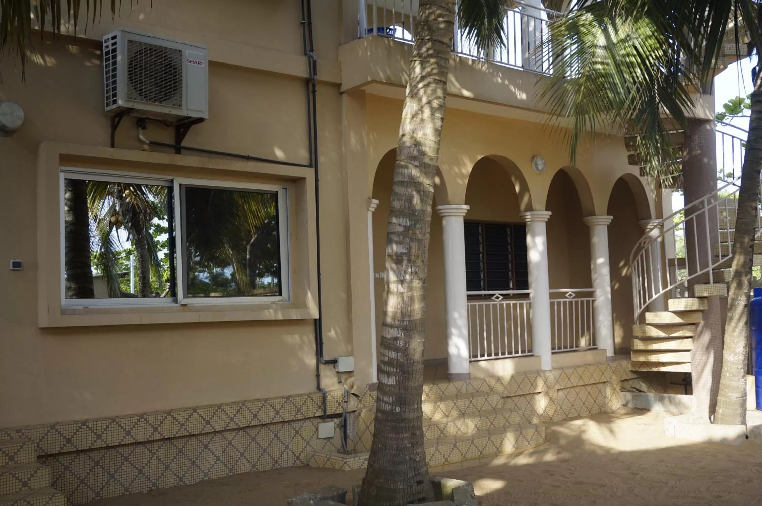 Patio in Ramaya Auberge Espagnole