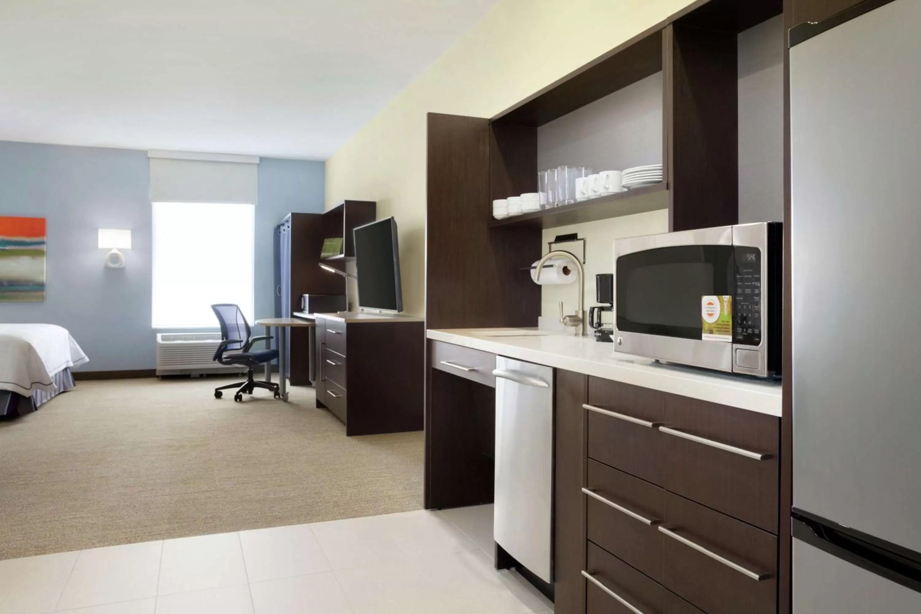 Bedroom, Bed in Home2 Suites By Hilton McAllen