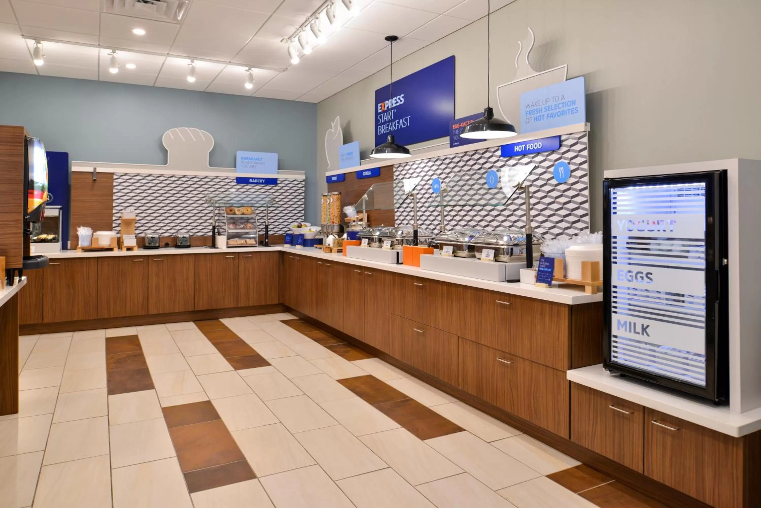 Breakfast in Holiday Inn Express & Suites Alachua - Gainesville Area by IHG