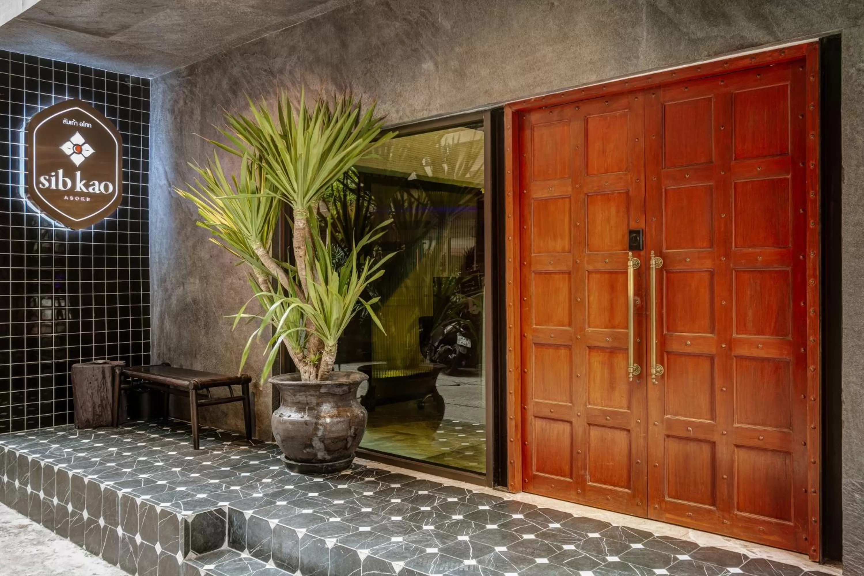 Property building in Sib Kao