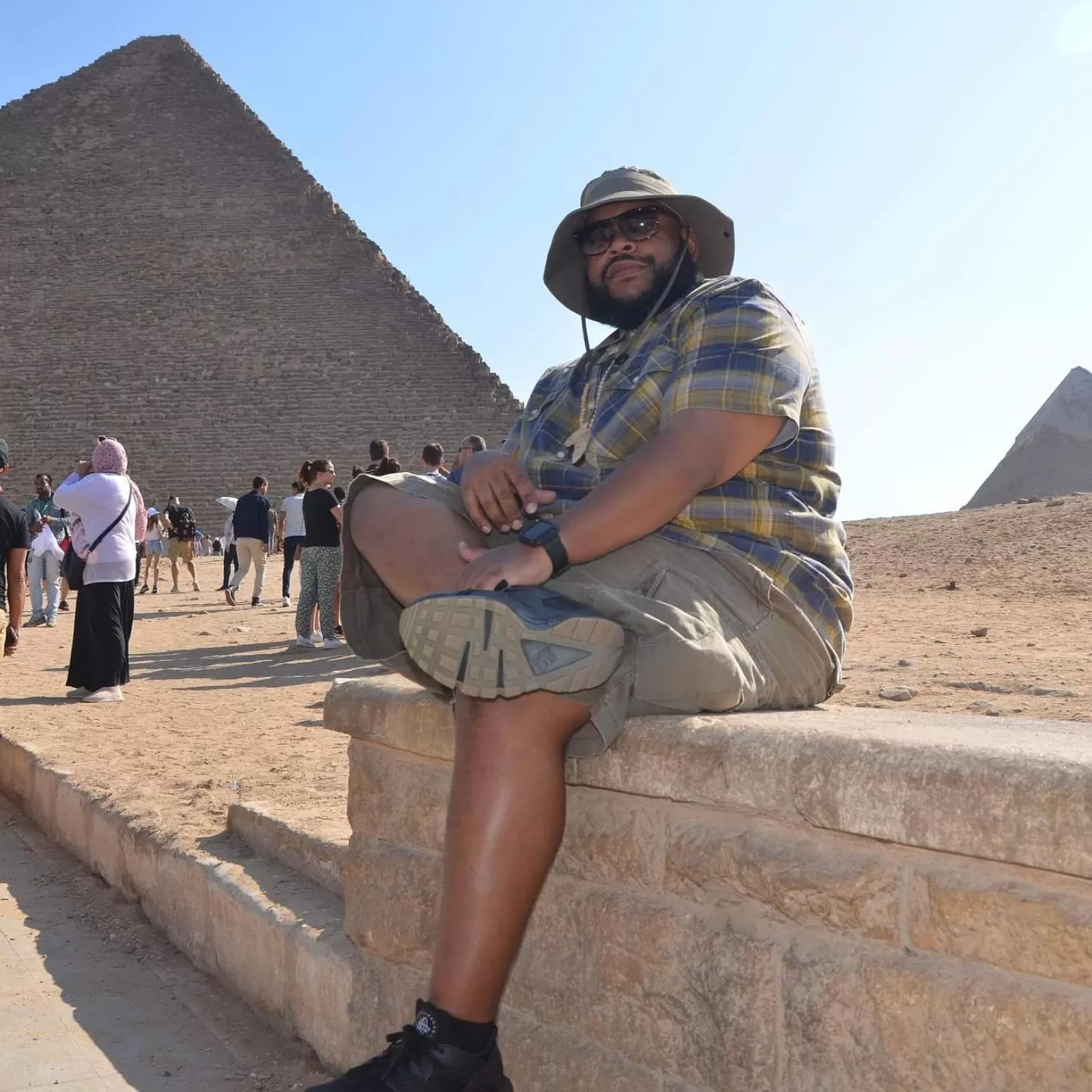 Restaurant/places to eat in pyramid Giza city inn