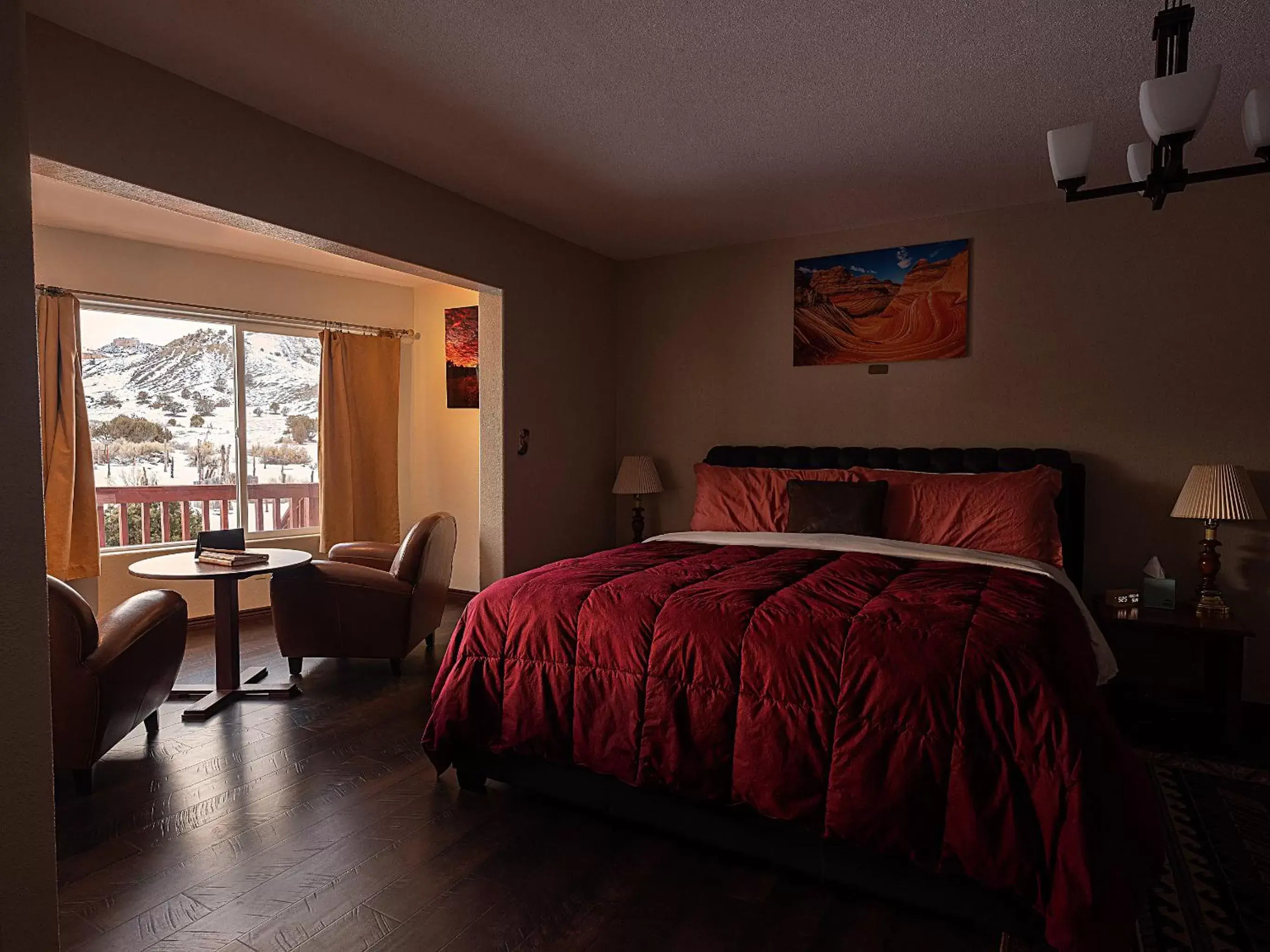 Triple Room with Bath - Under The Rim in Bryce Trails Bed and Breakfast Triple Room with Bath - Under The Rim in Bryce Trails Bed and Breakfast