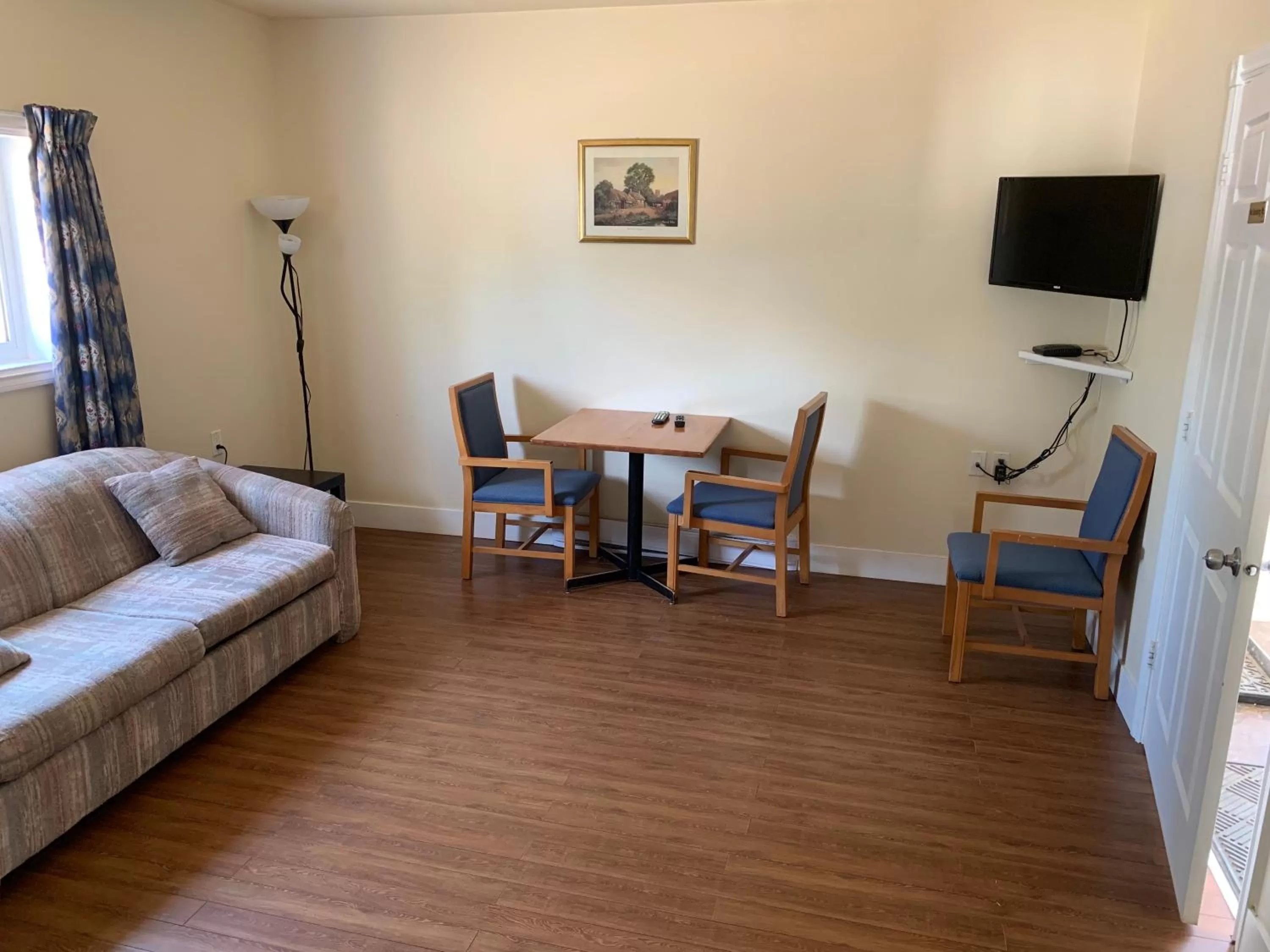 TV and multimedia in Gateway Motel