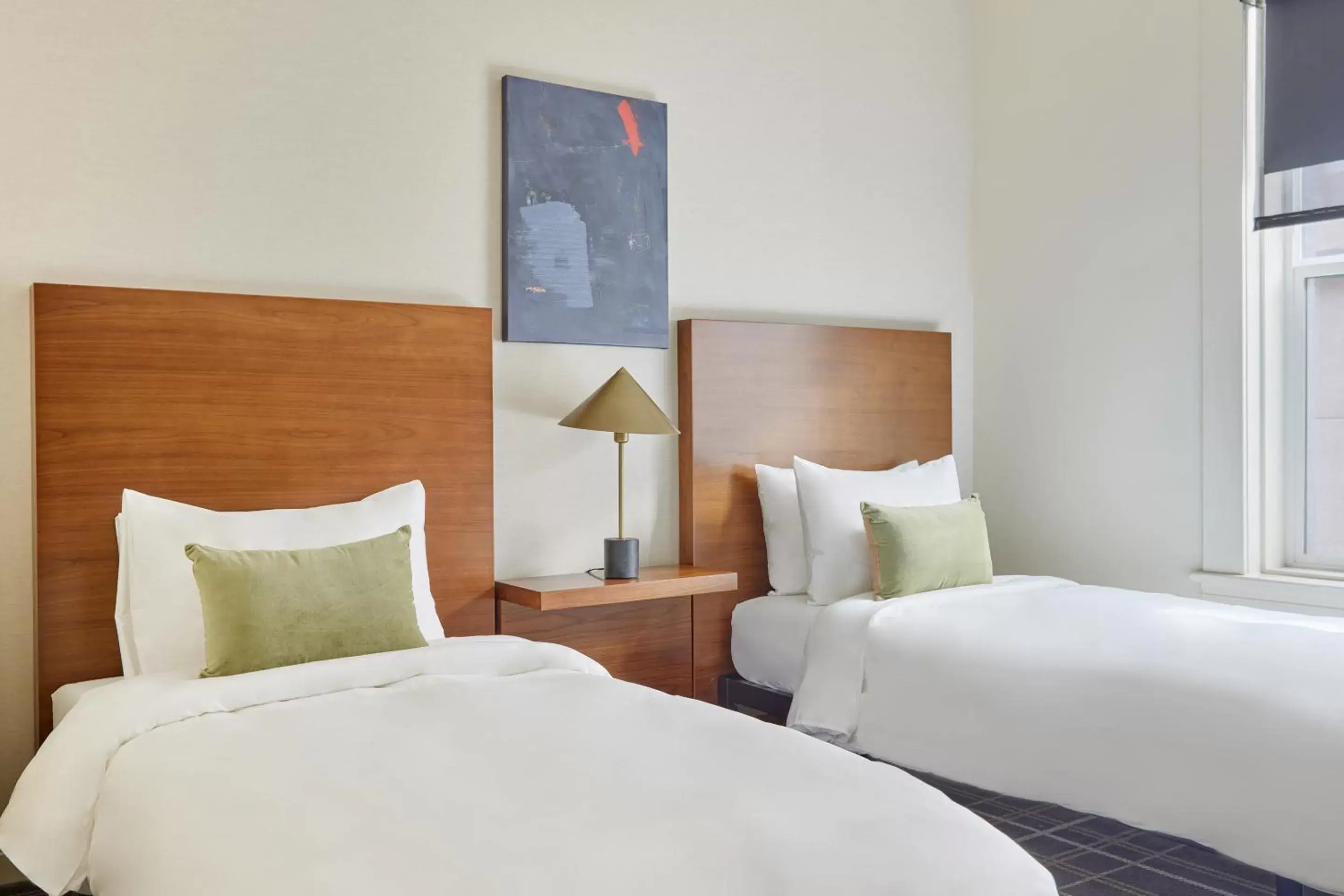 Twin Room - Disability Access in FOUND Hotel, San Francisco Twin Room - Disability Access in FOUND Hotel, San Francisco