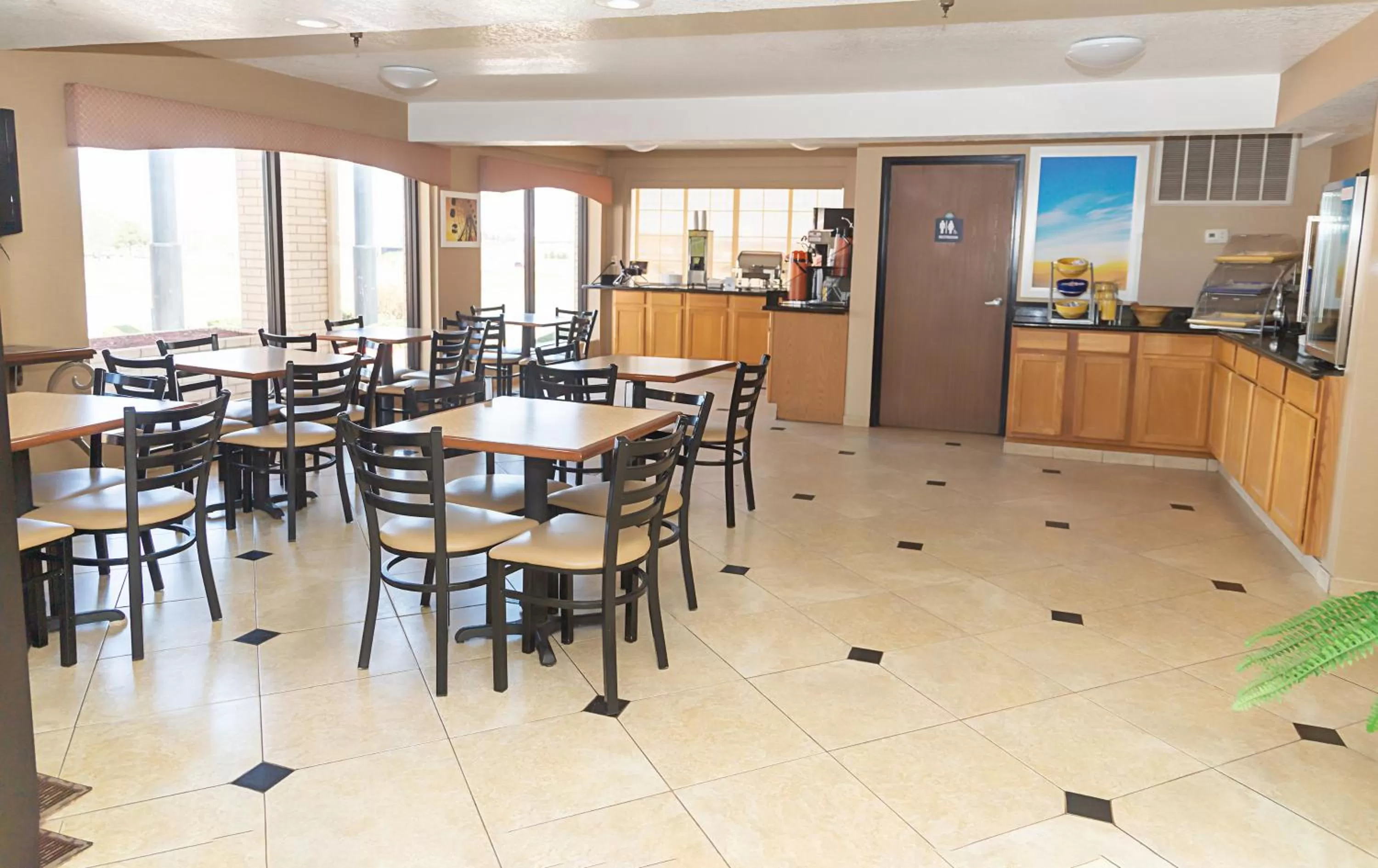 Restaurant/places to eat in Days Inn by Wyndham Oklahoma City