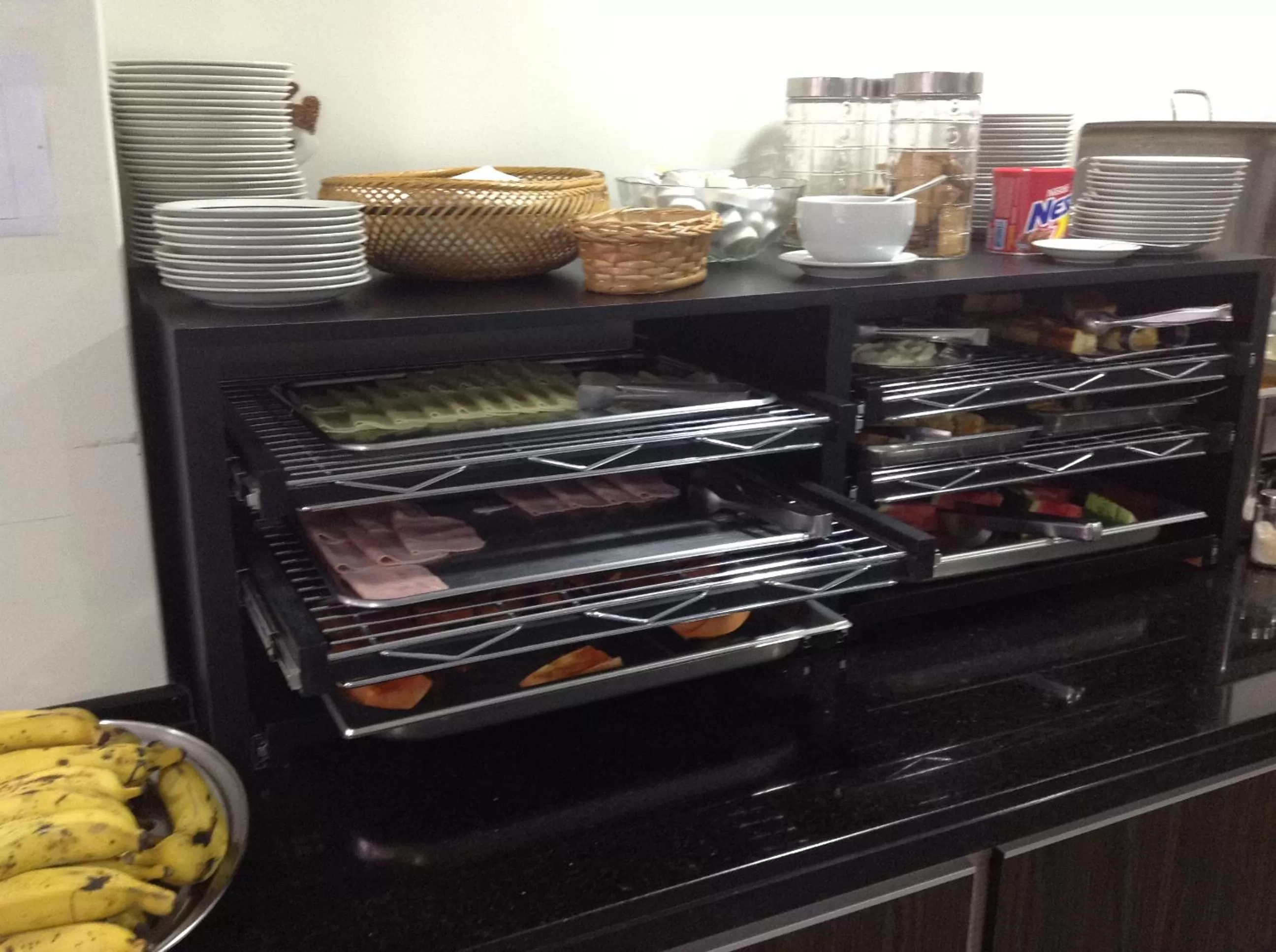 Buffet breakfast in Hotel America do Sul