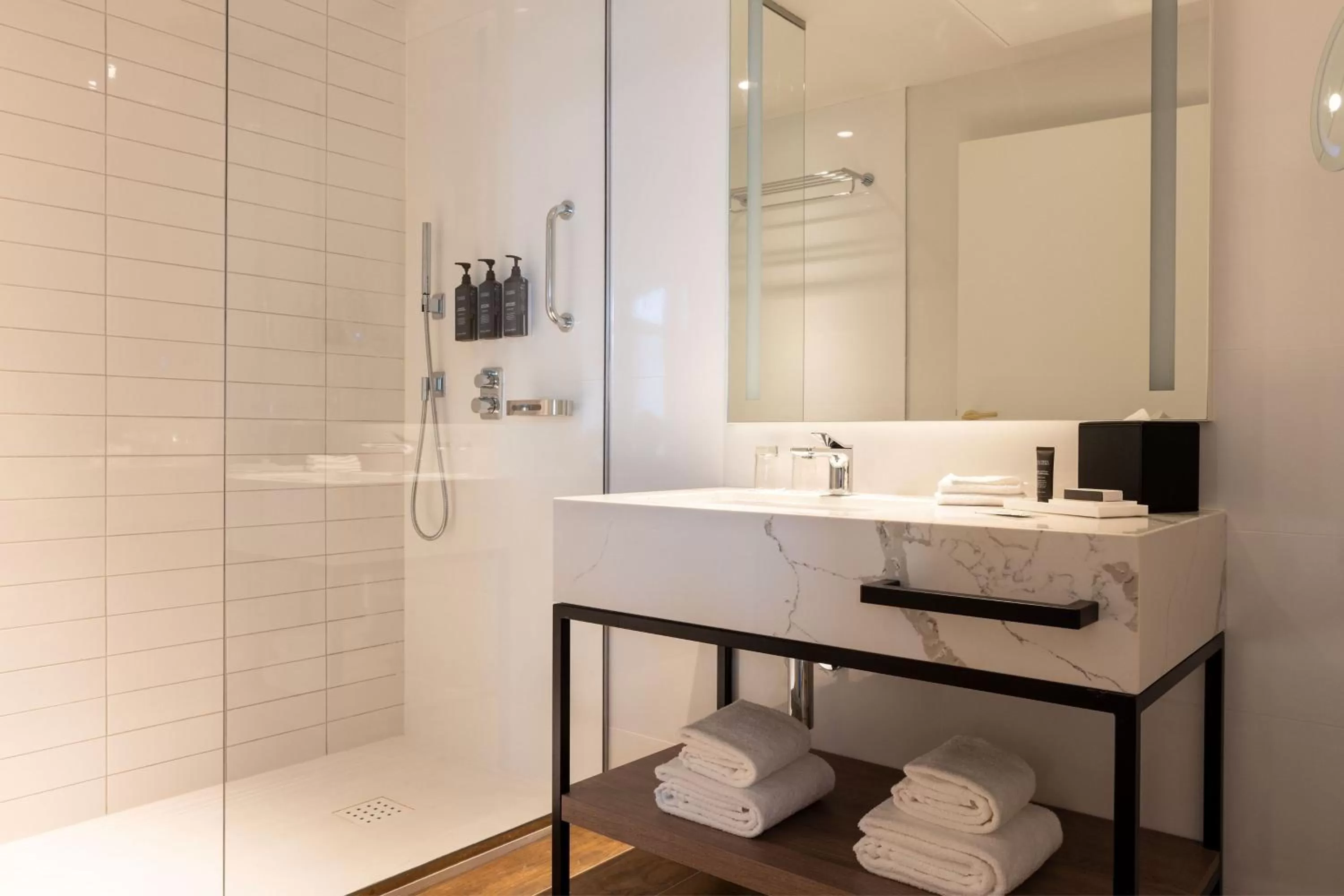 Bathroom in Sheraton Nice