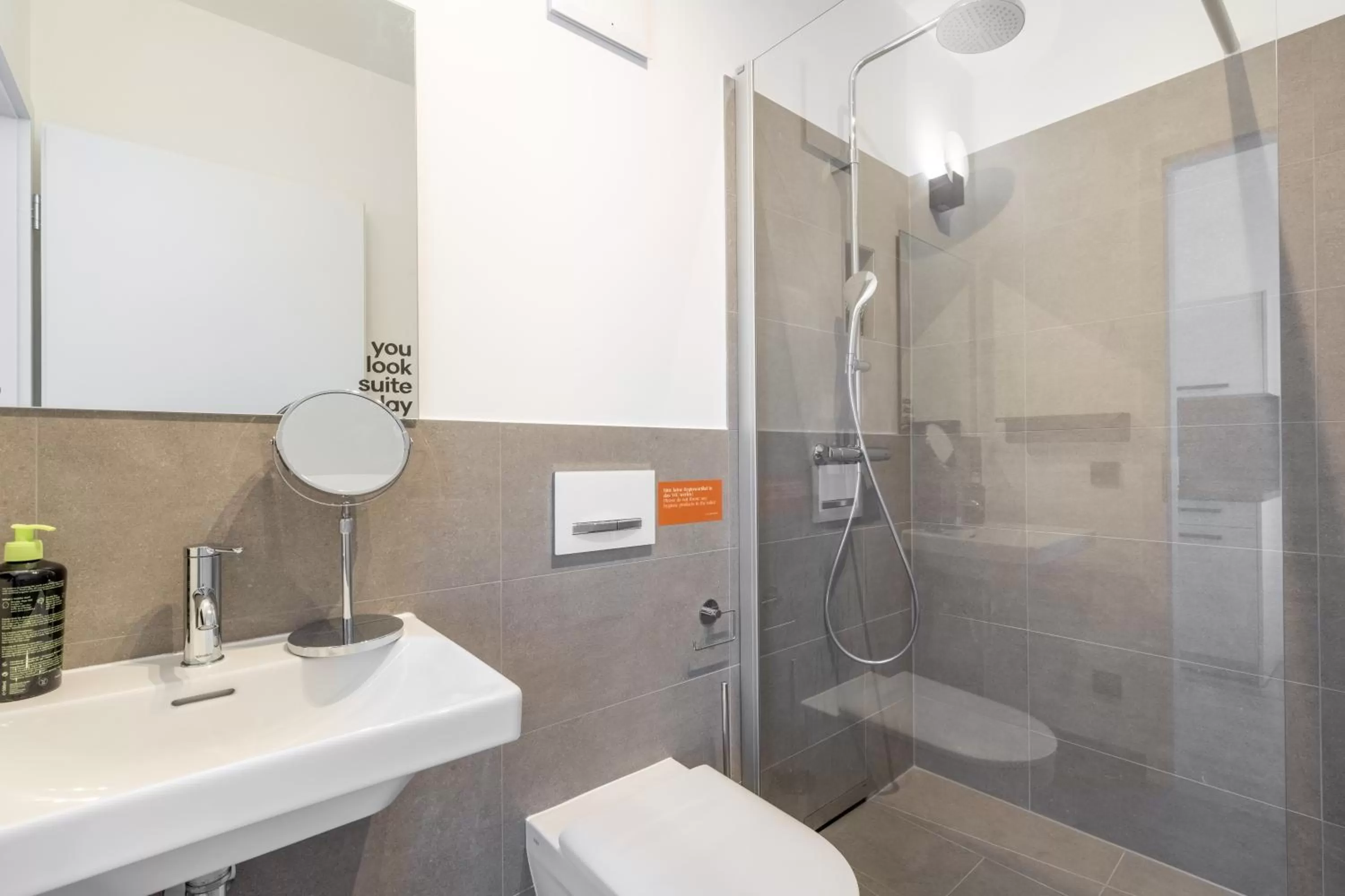 Bathroom in Limehome Rosenheim Gillitzerstraße