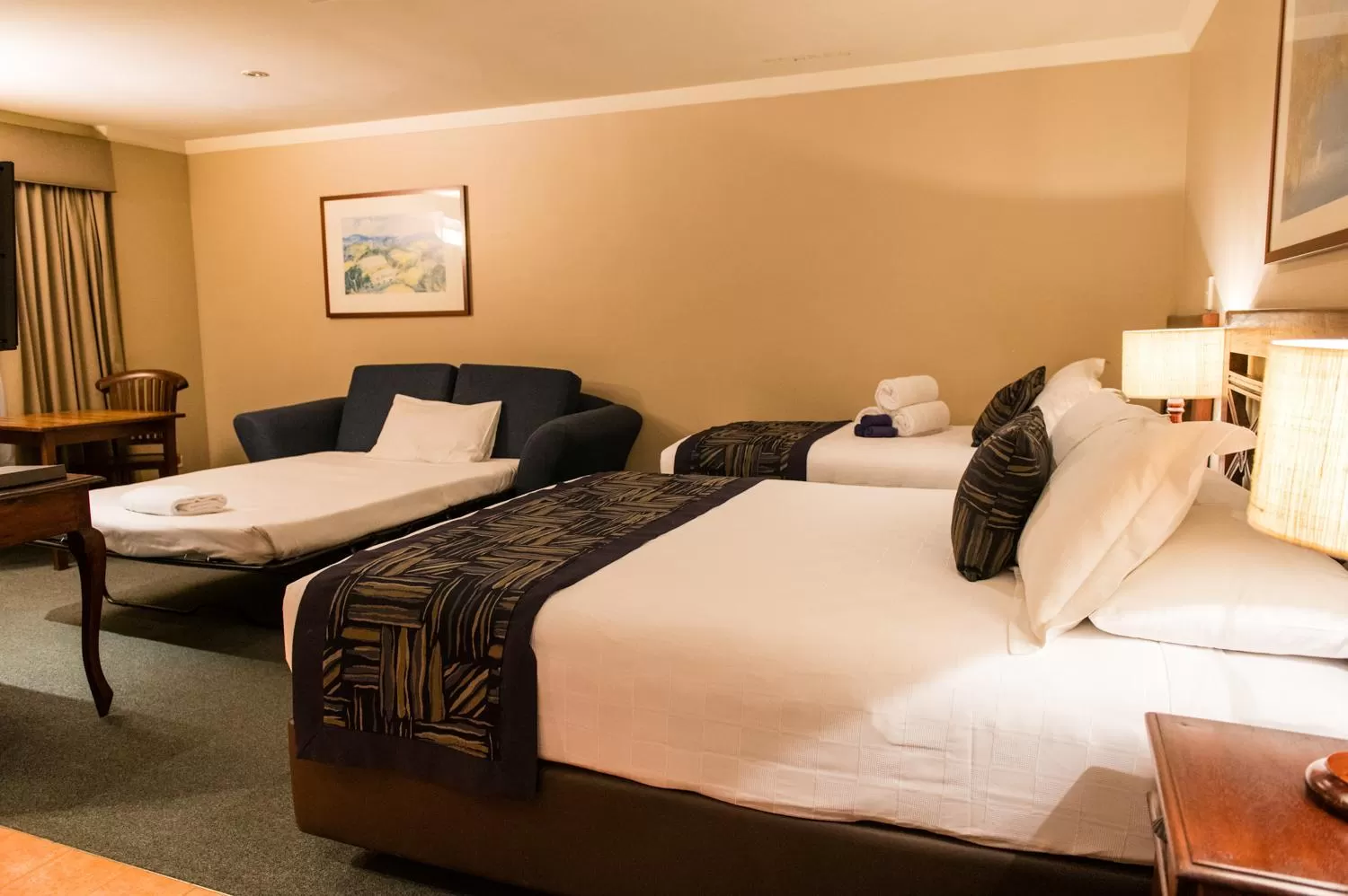 Photo of the whole room, Bed in Wattle Grove Motel