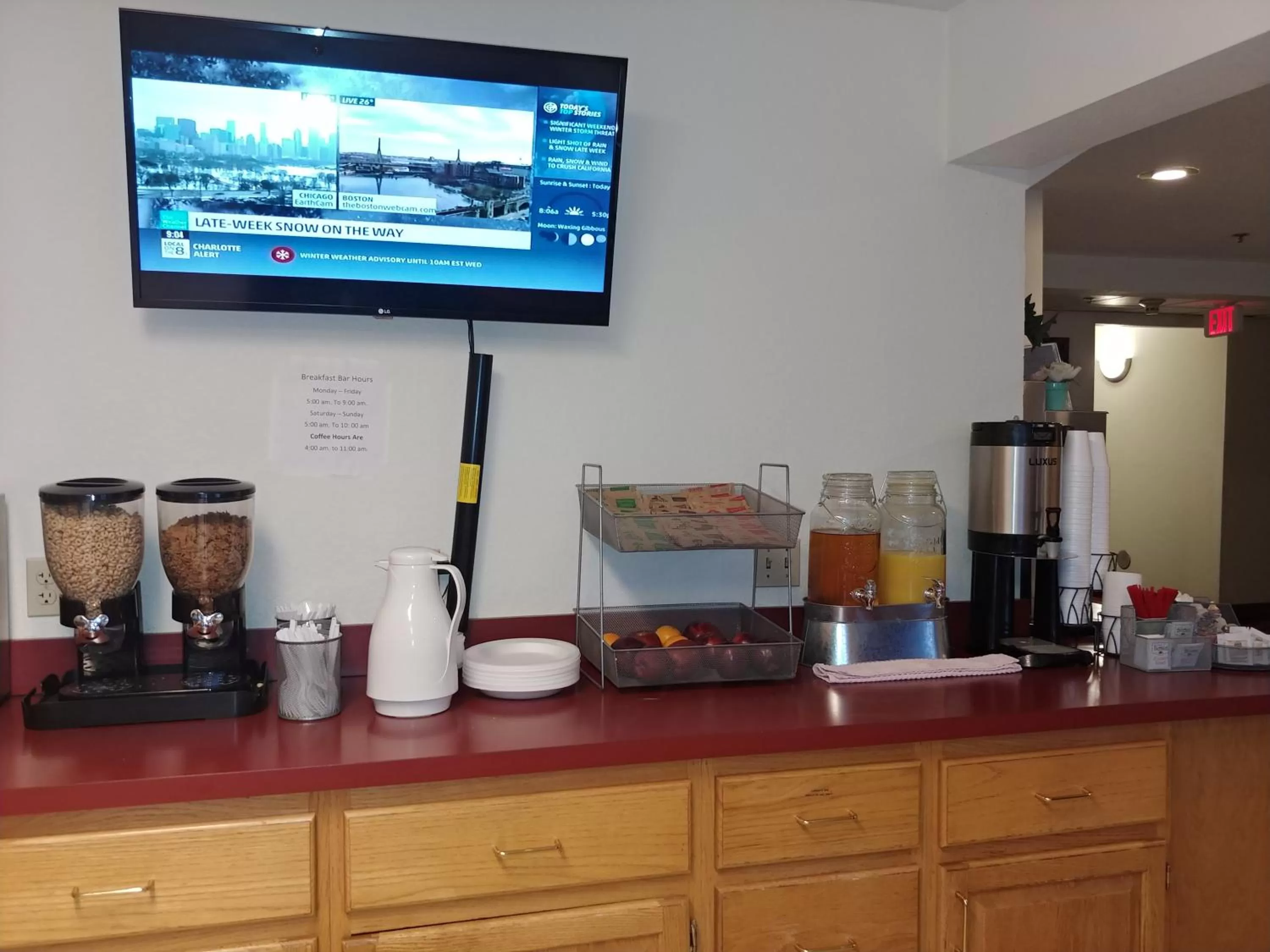 Breakfast in Americas Best Value Inn Charlotte