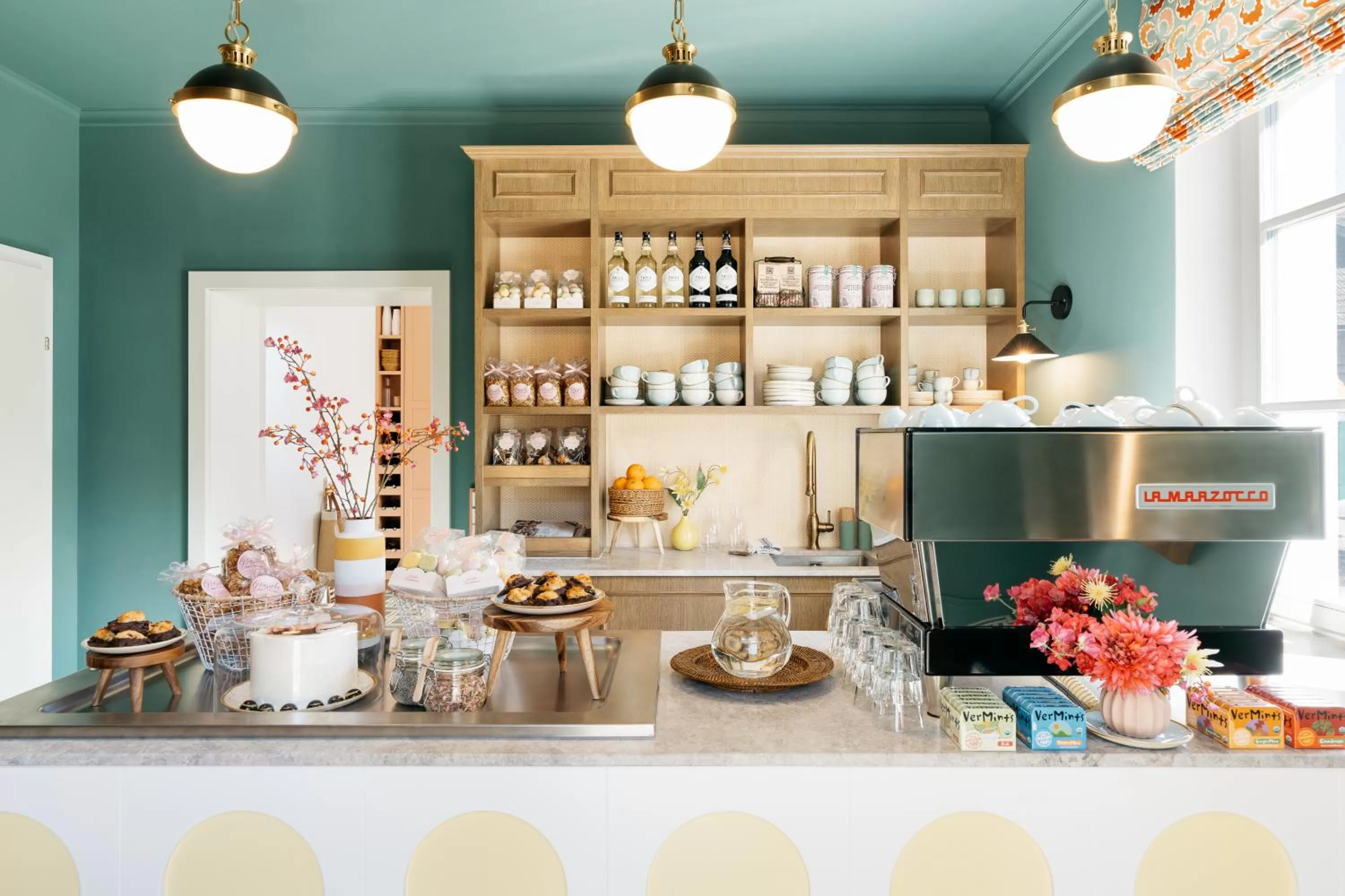 Coffee/tea facilities in Villa Alma - a lakeside Boutique Hotel