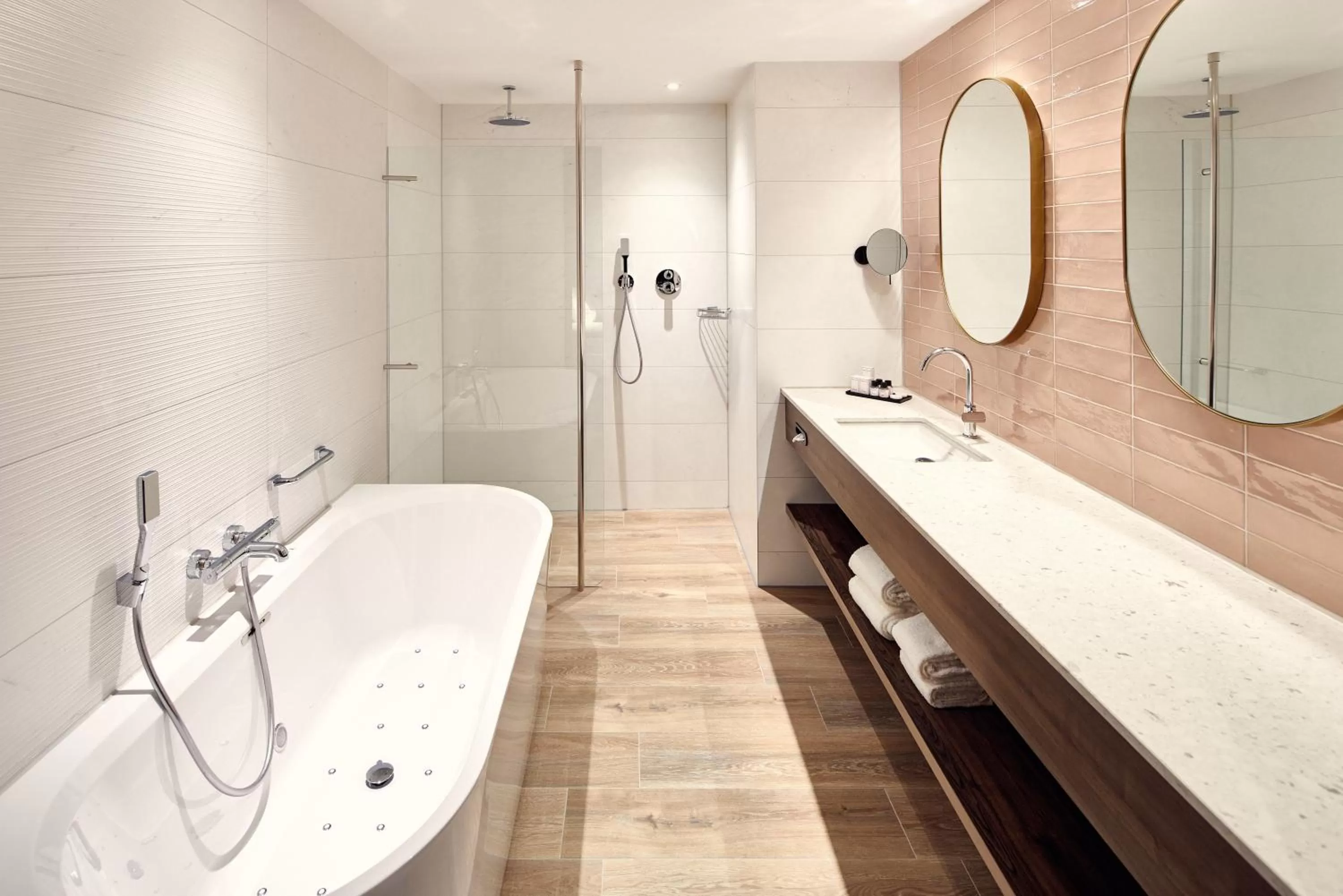 Bathroom in Van der Valk Hotel Haarlem