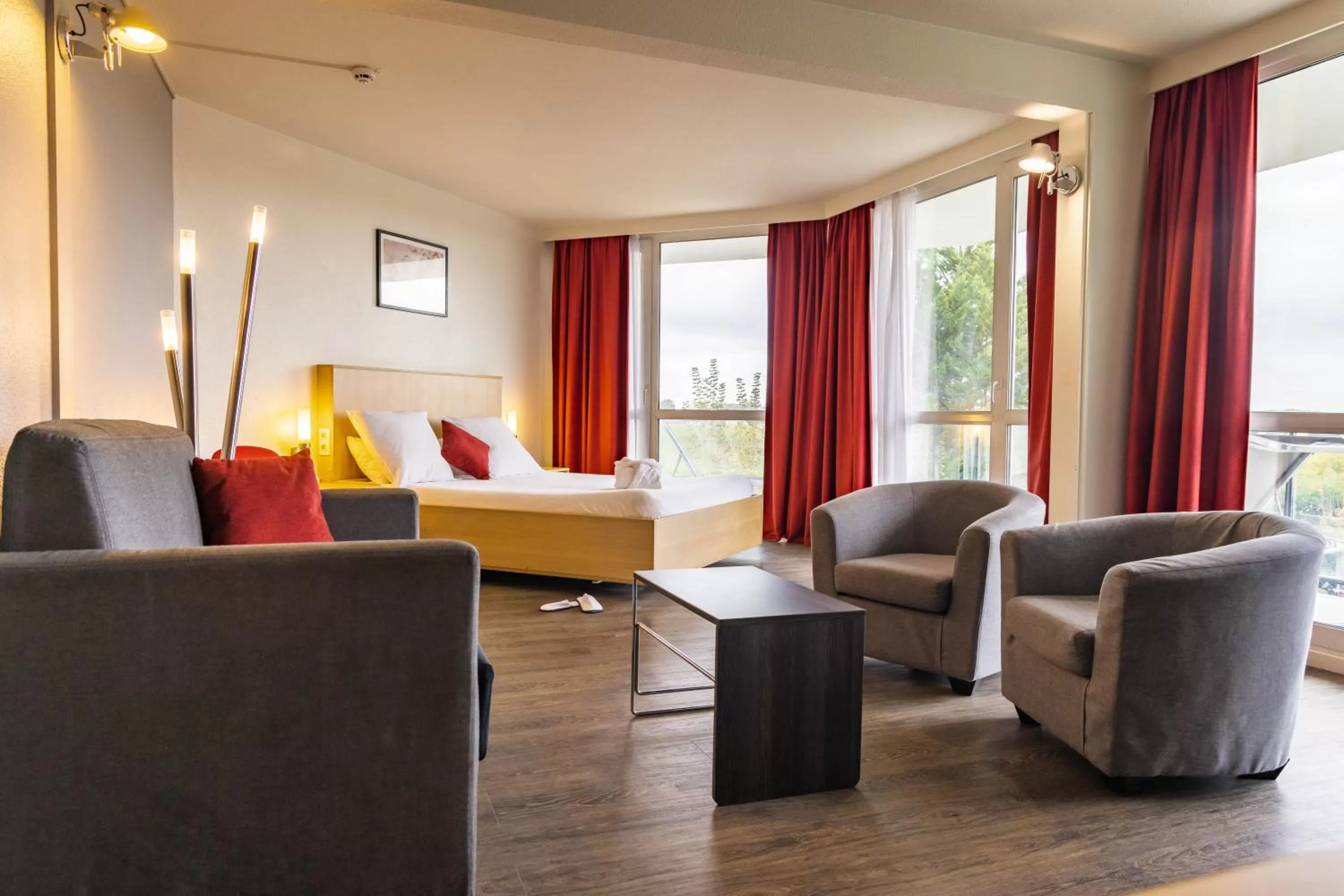 Bedroom in Novotel Senart Golf De Greenparc