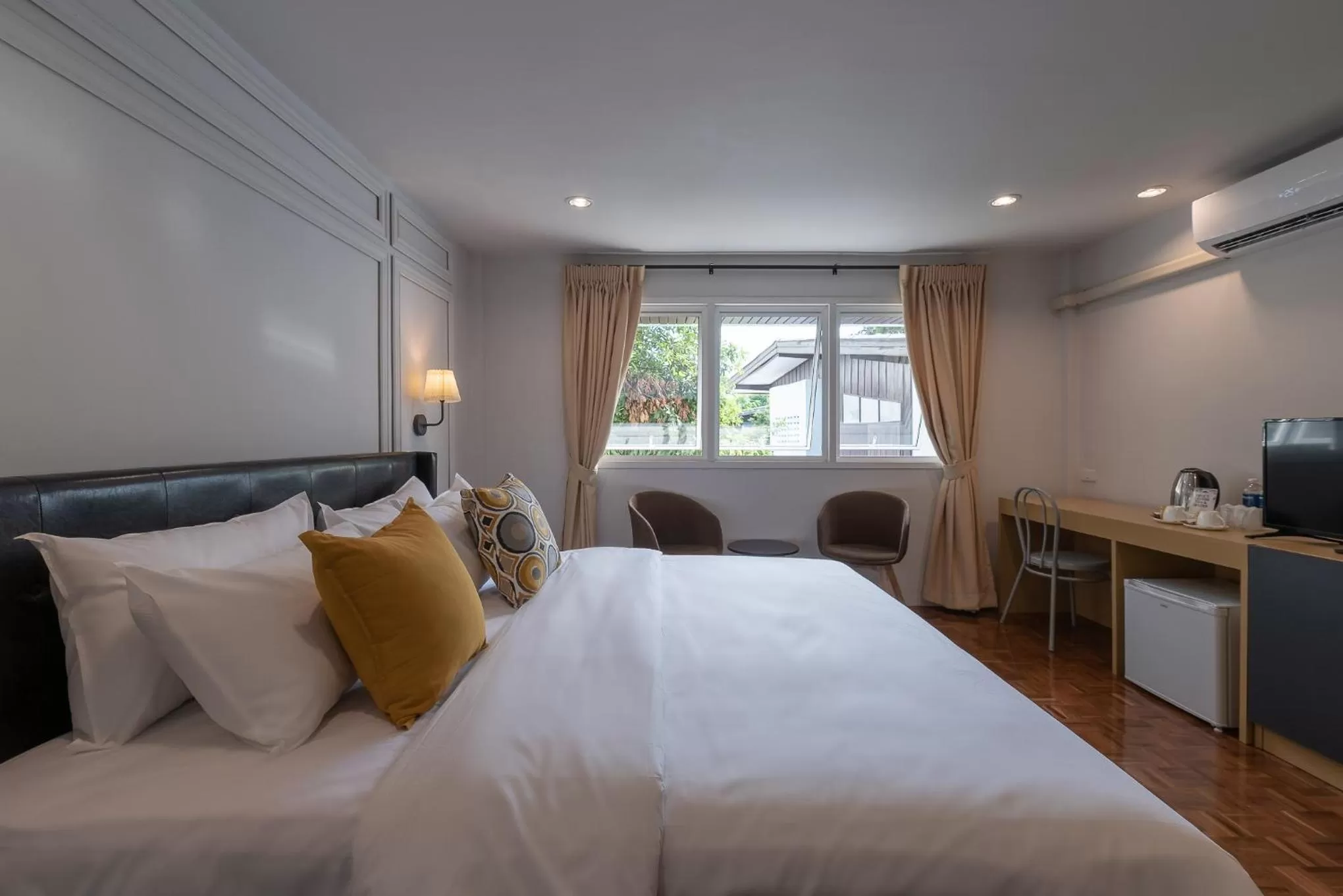 Bed in The Mellow Pillow Hotel @ Chiang Mai Gate