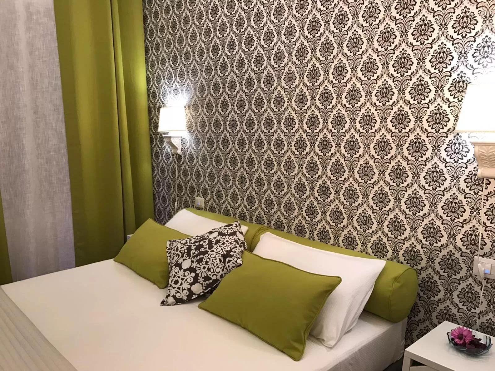 Bed in gia'Notte BB Salerno Centro by ElodeaGroup