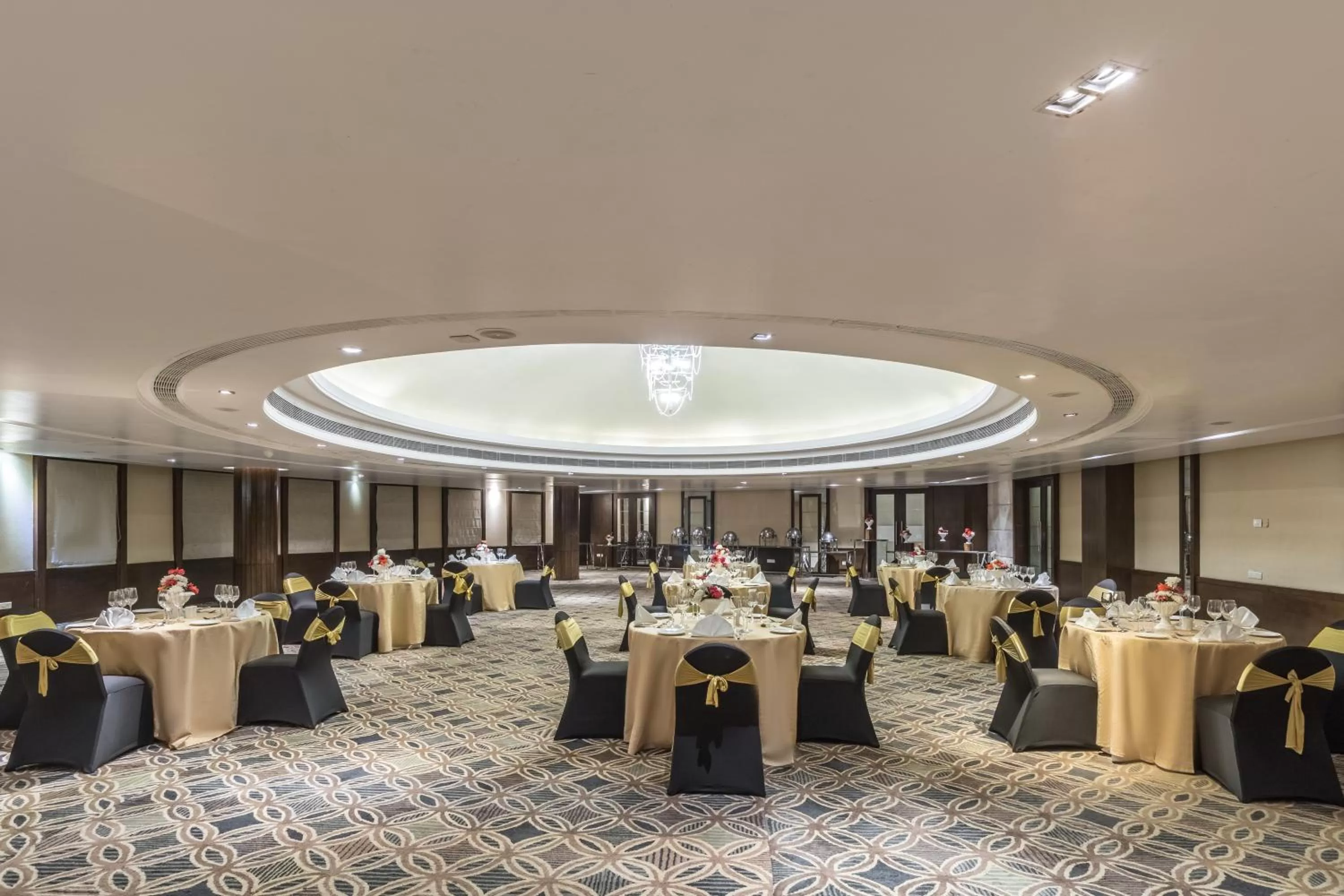 Business facilities in Golden Tulip Chandigarh, Panchkula