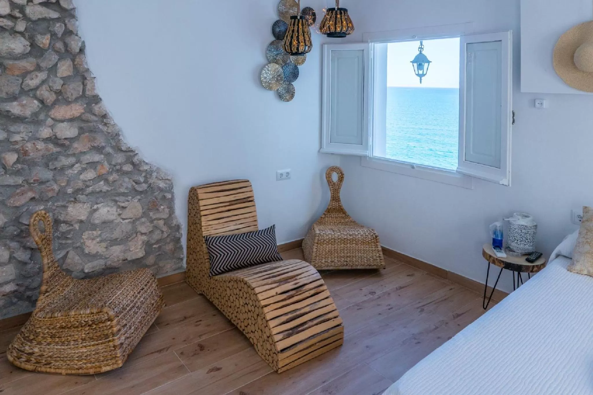 Decorative detail, Bed in Blancos Rooms Hotel