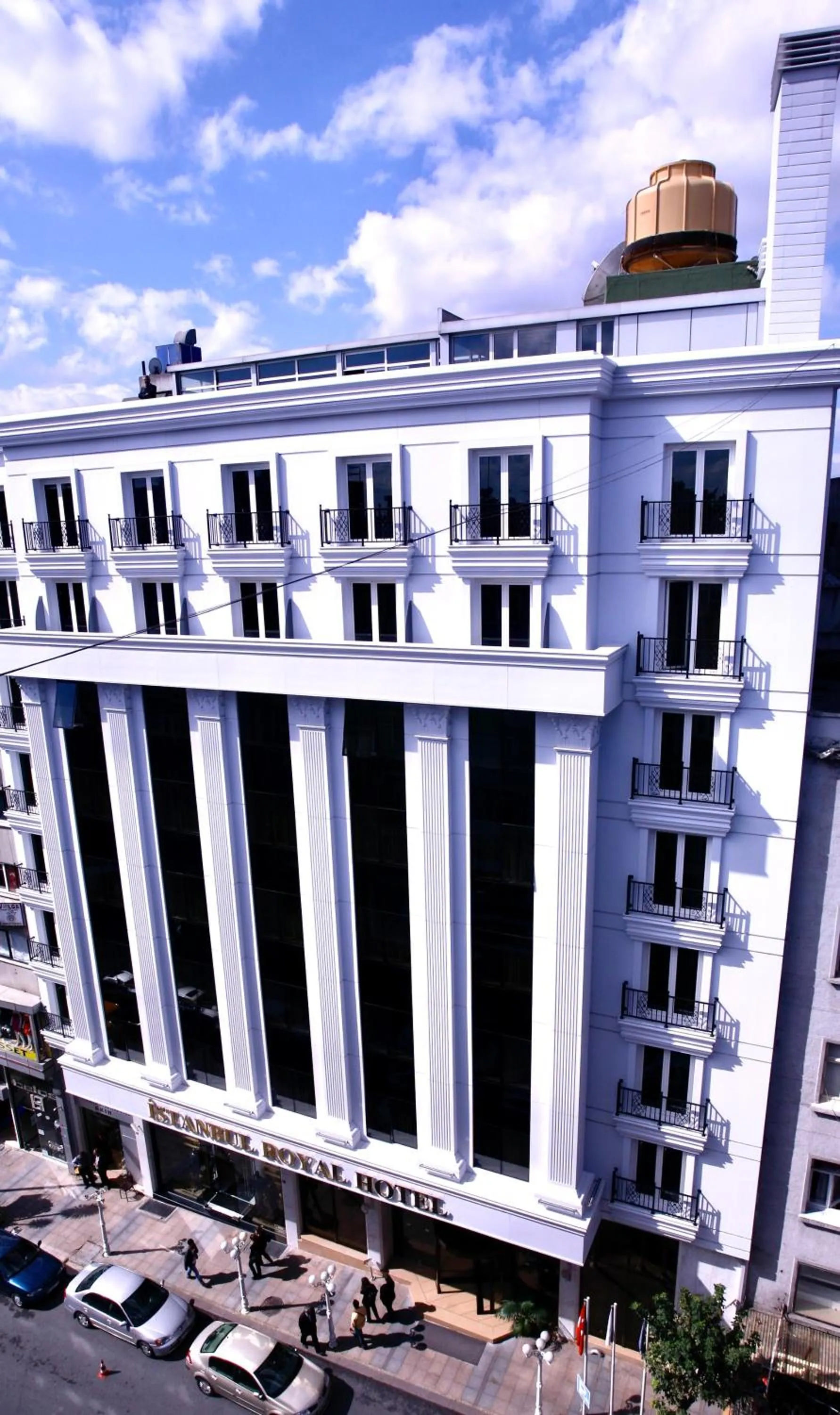 Property building in Istanbul Royal Hotel