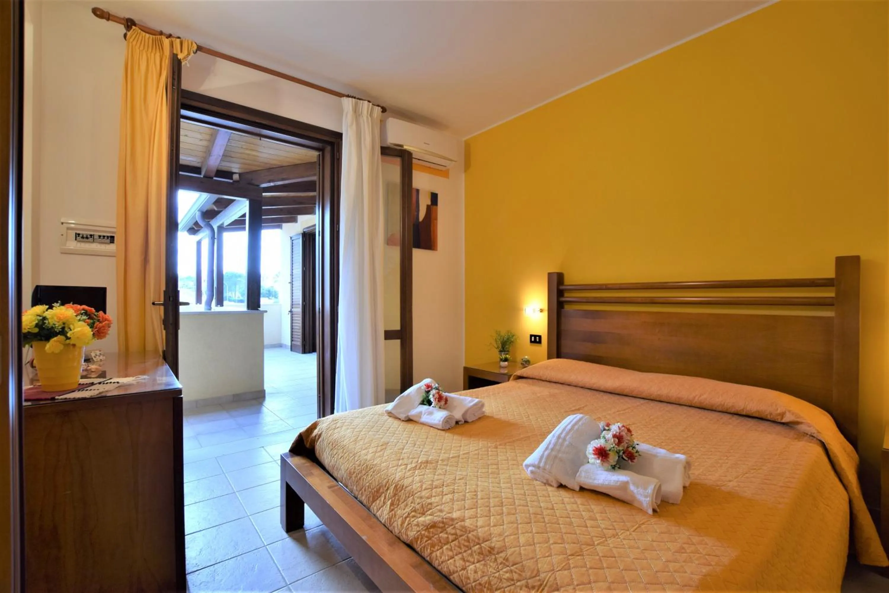 View (from property/room), Bed in Hotel Iride by Marino Tourist