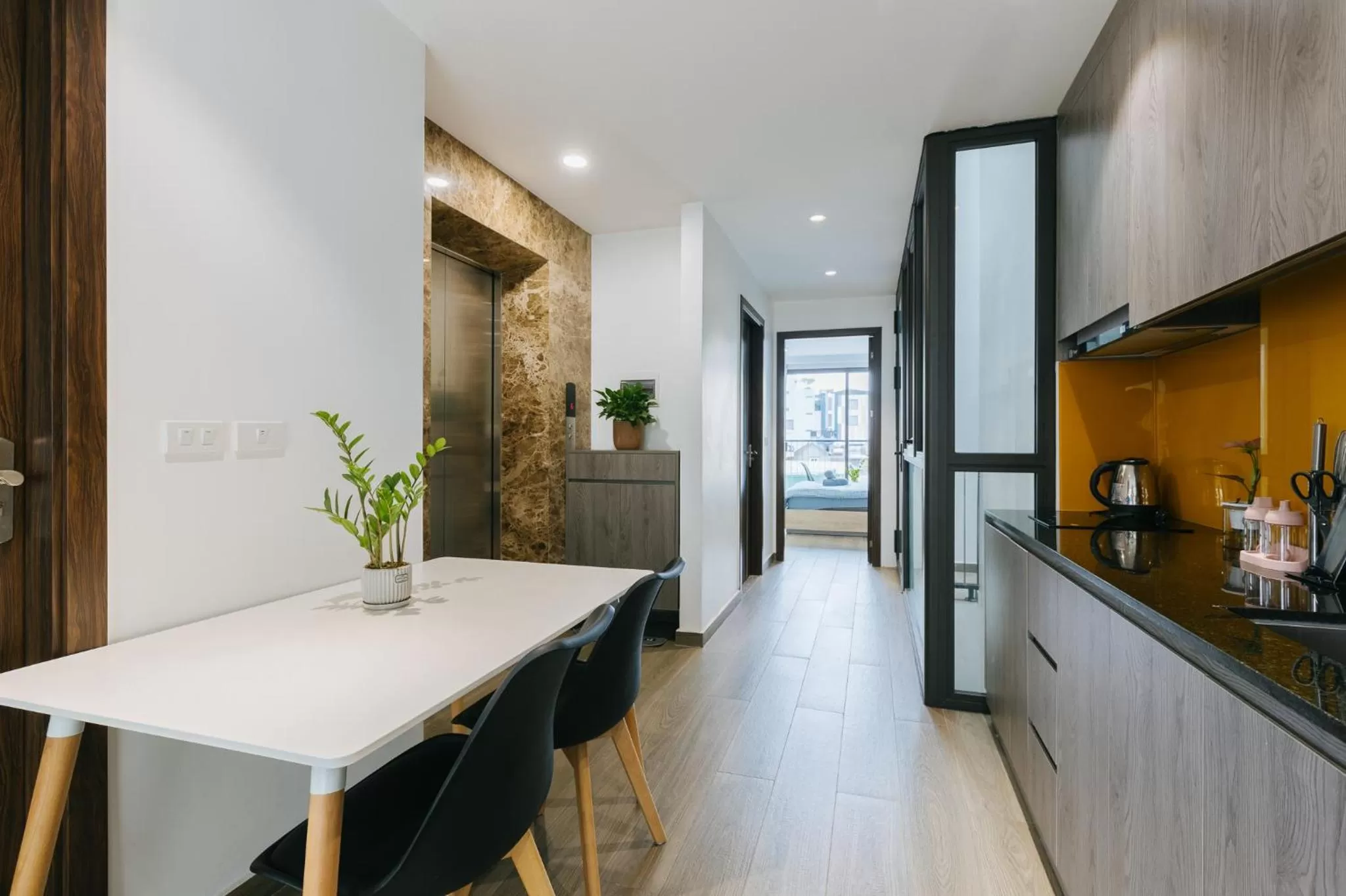 Kitchen or kitchenette in LUCK APART 8 - Hanoi Westlake Balcony Studio