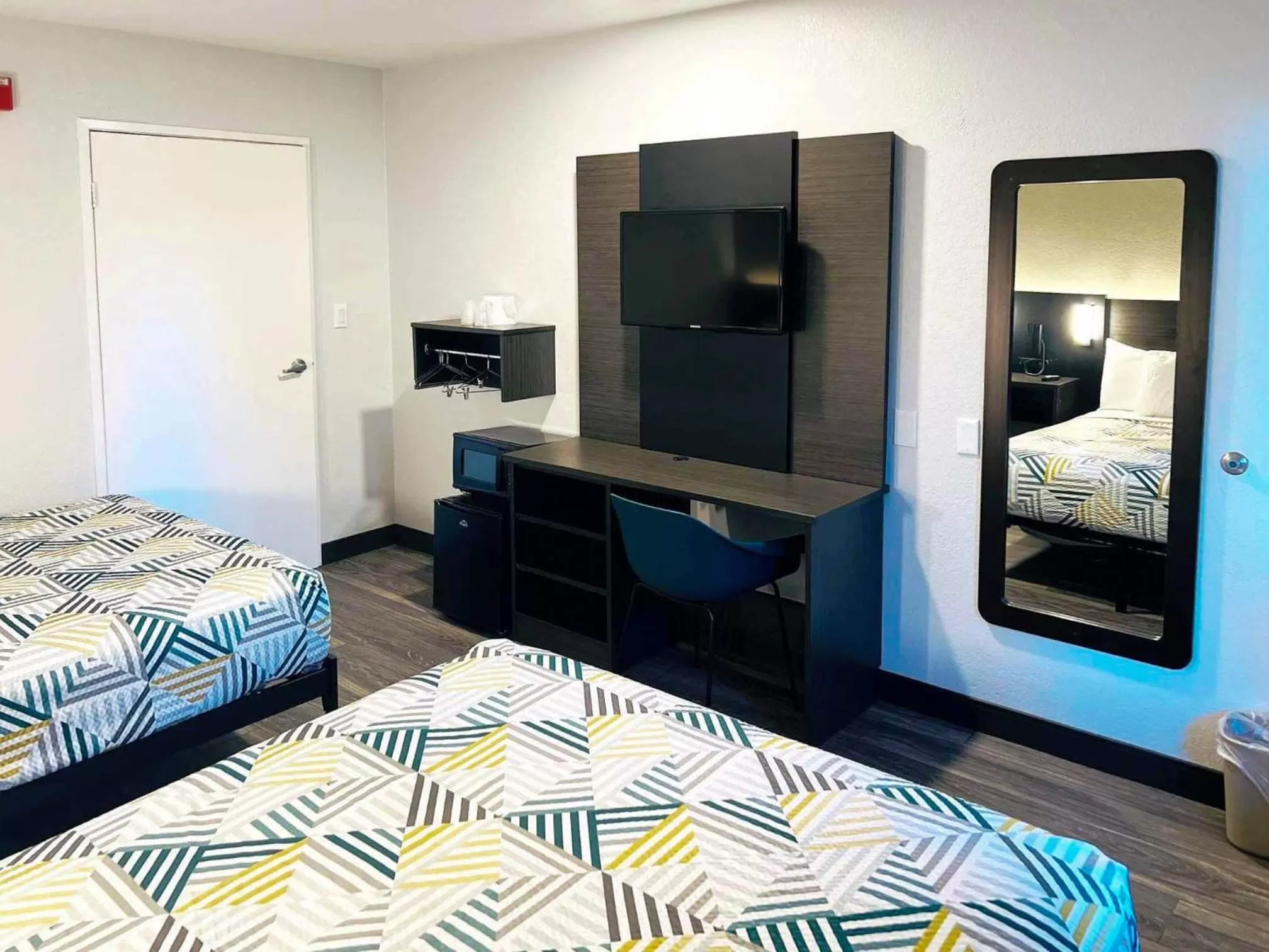 Bed in Motel 6-Marina, CA - Monterey