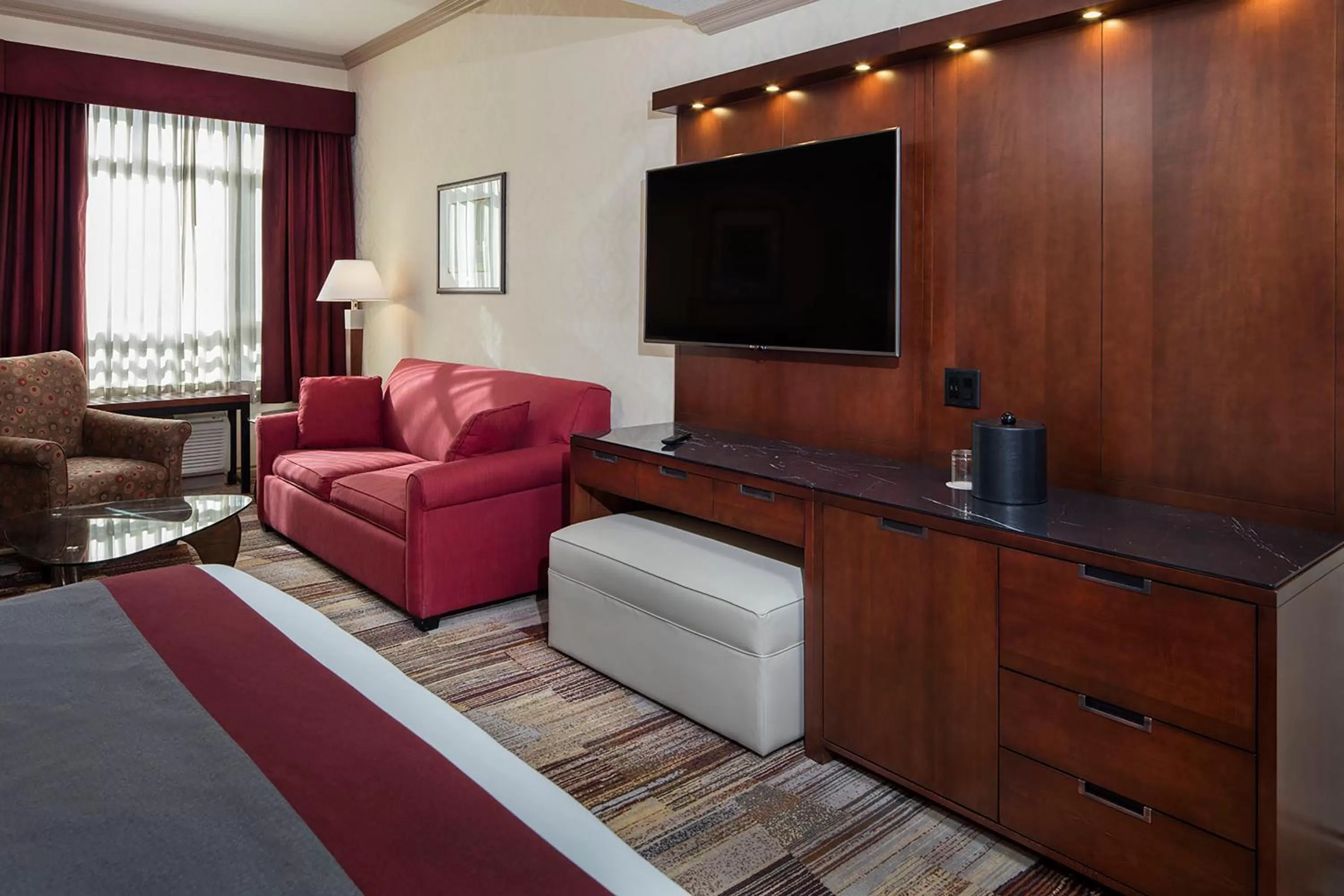 TV and multimedia in Royal Canadian Lodge