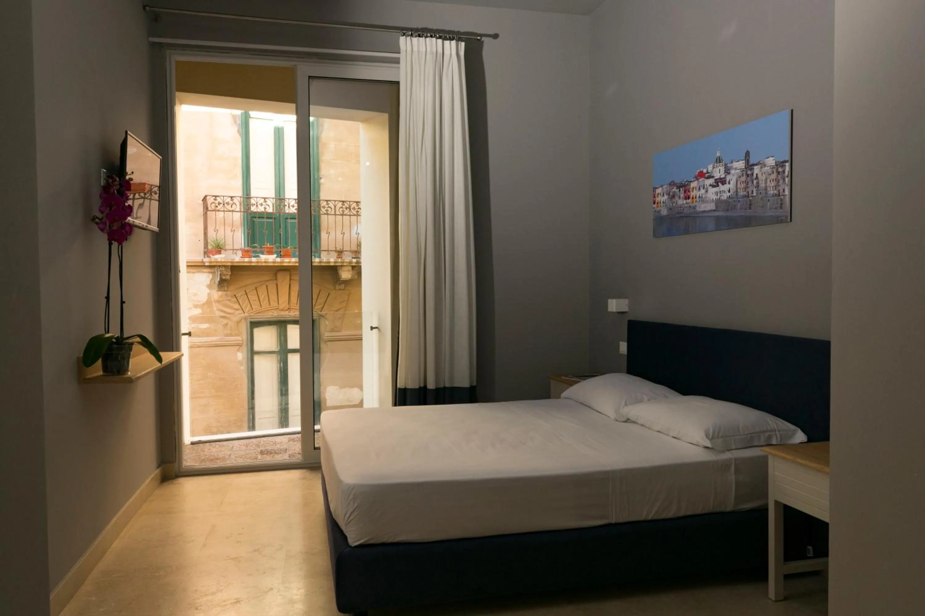 Bedroom, Bed in ZIBIBBO SUITES & ROOMS - Aparthotel in Centro Storico a Trapani