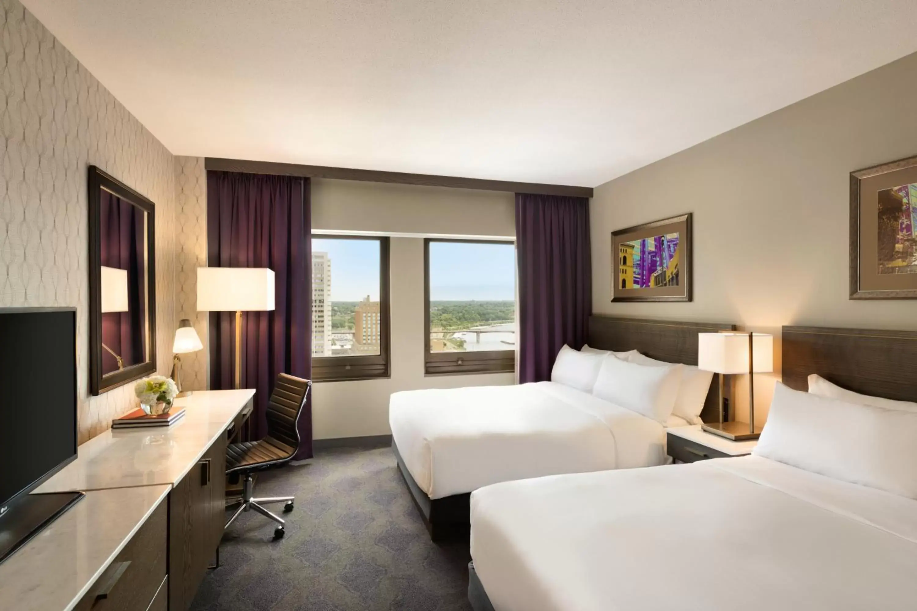 Classic Room in InterContinental St. Paul Riverfront by IHG Classic Room in InterContinental St. Paul Riverfront by IHG