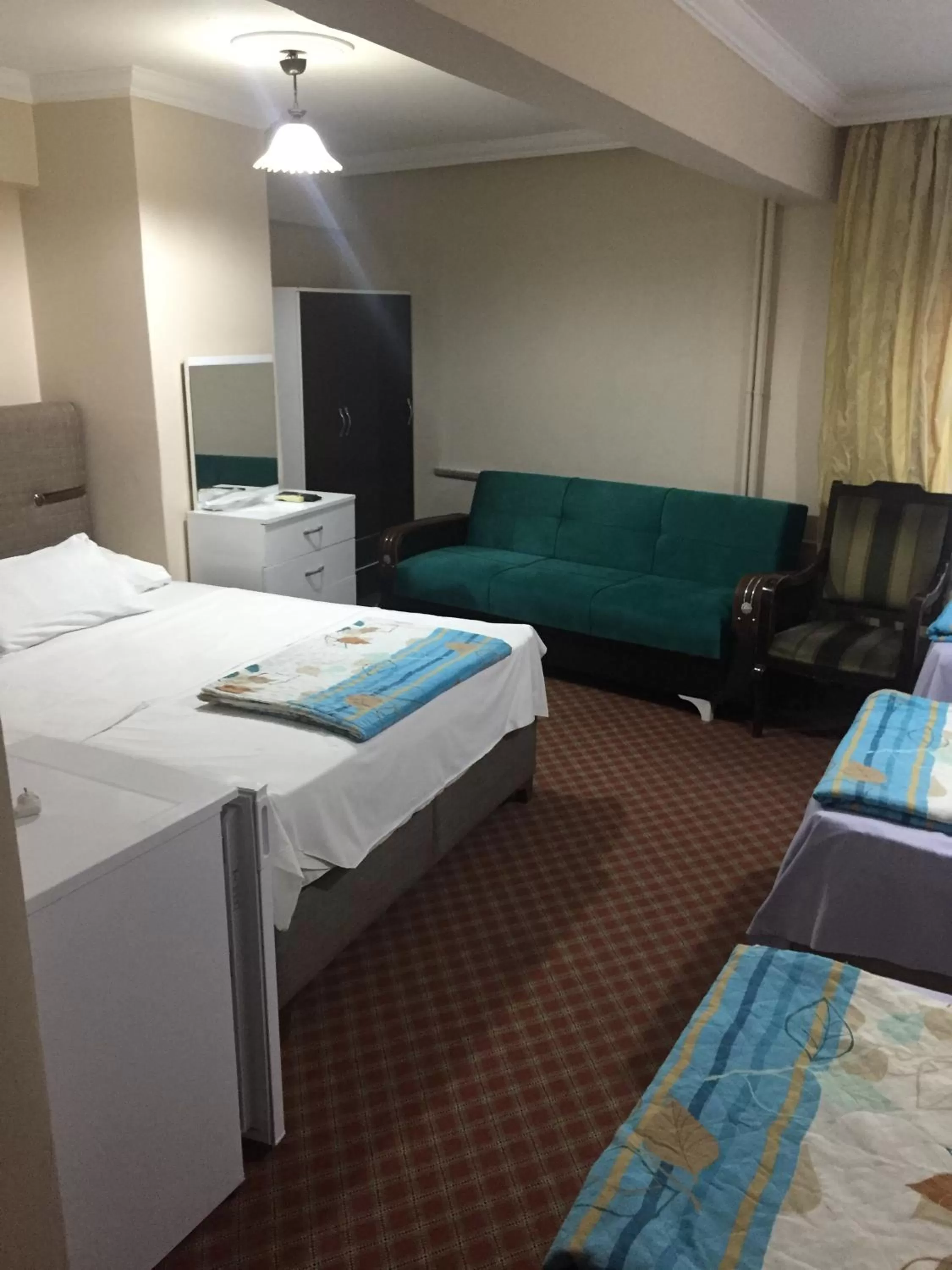 Photo of the whole room, Bed in Paris Hotel