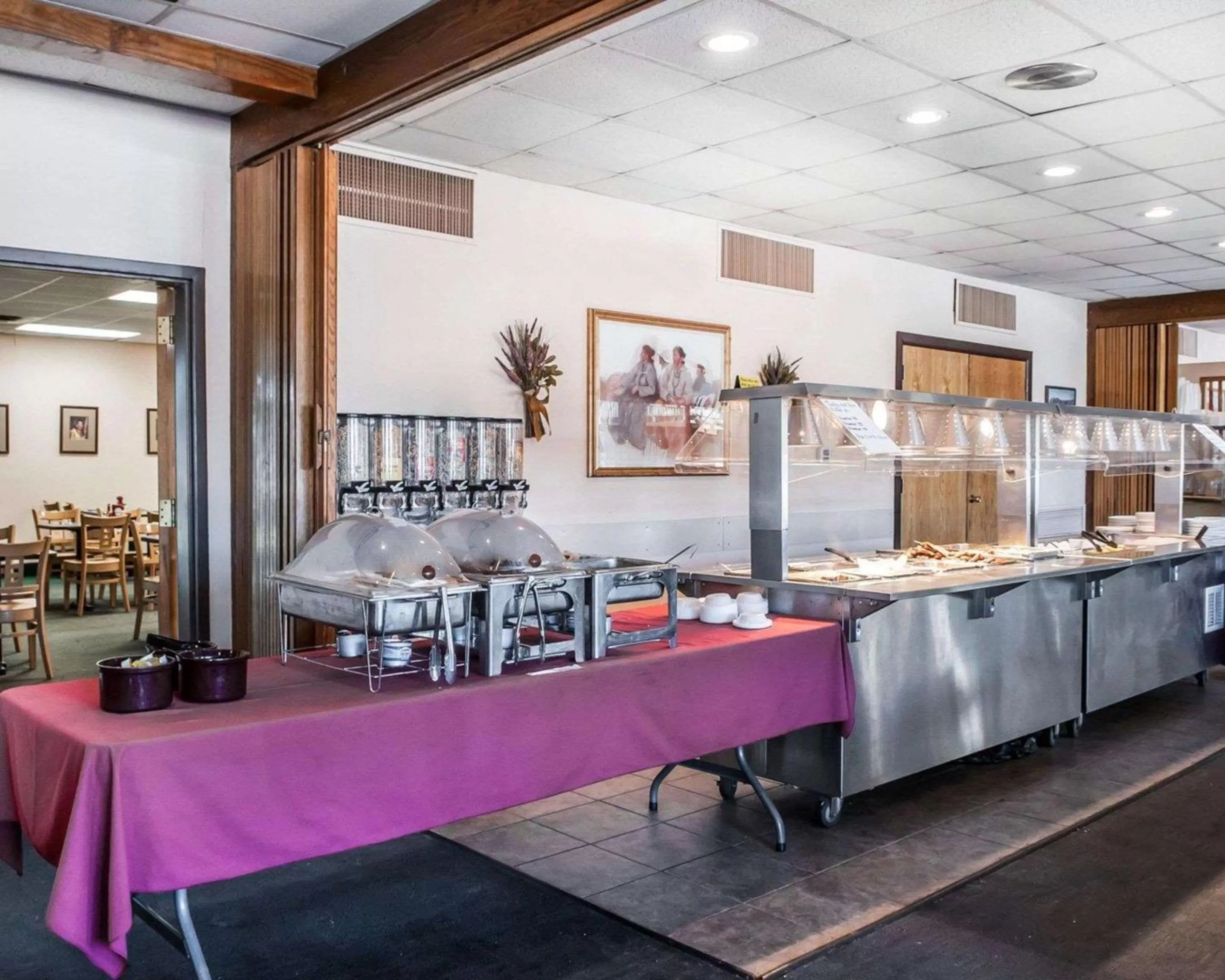 Restaurant/places to eat in Navajo Nation Inn