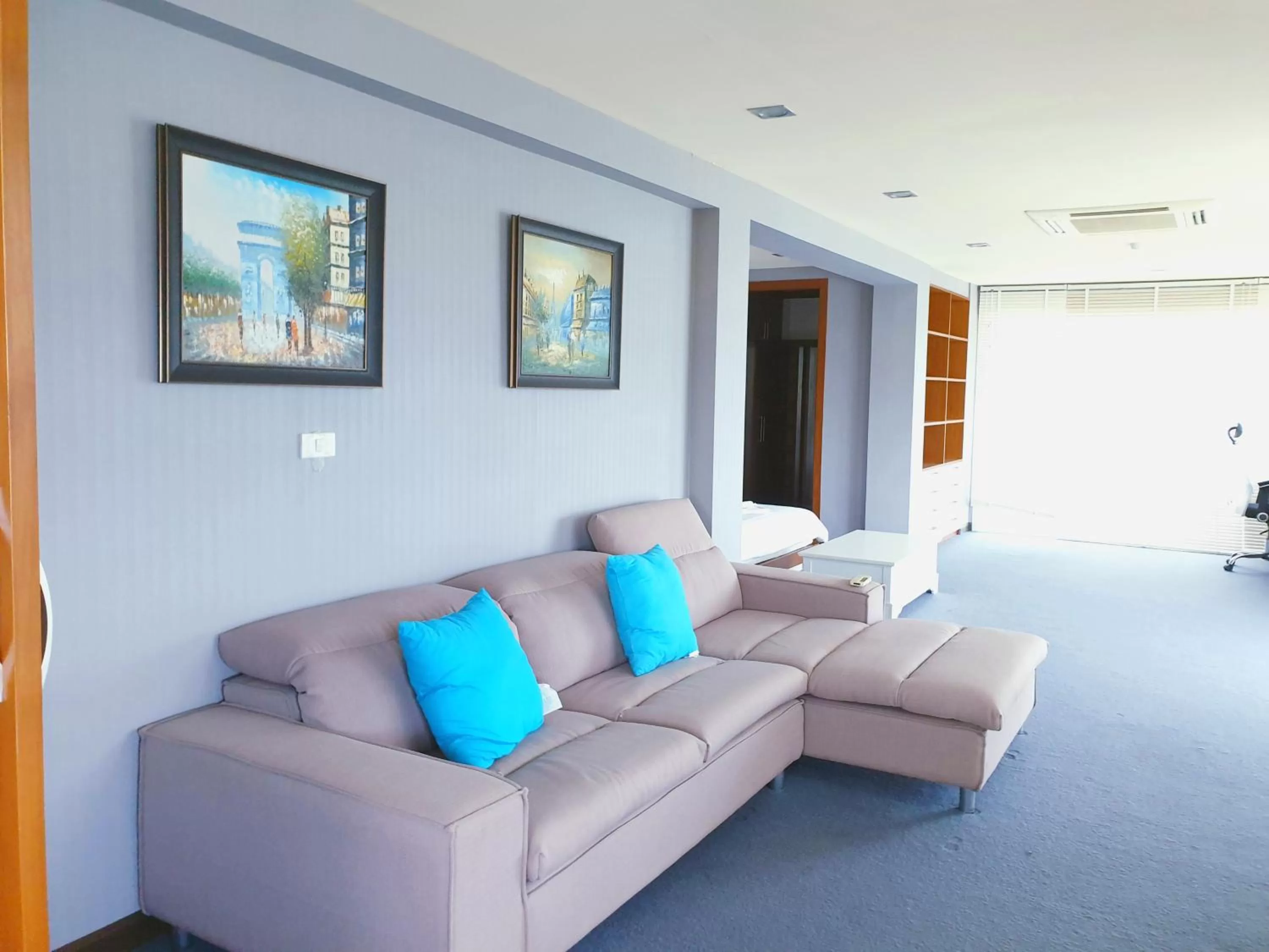 Living room in โรงแรม ชาโตว์วิสต้า