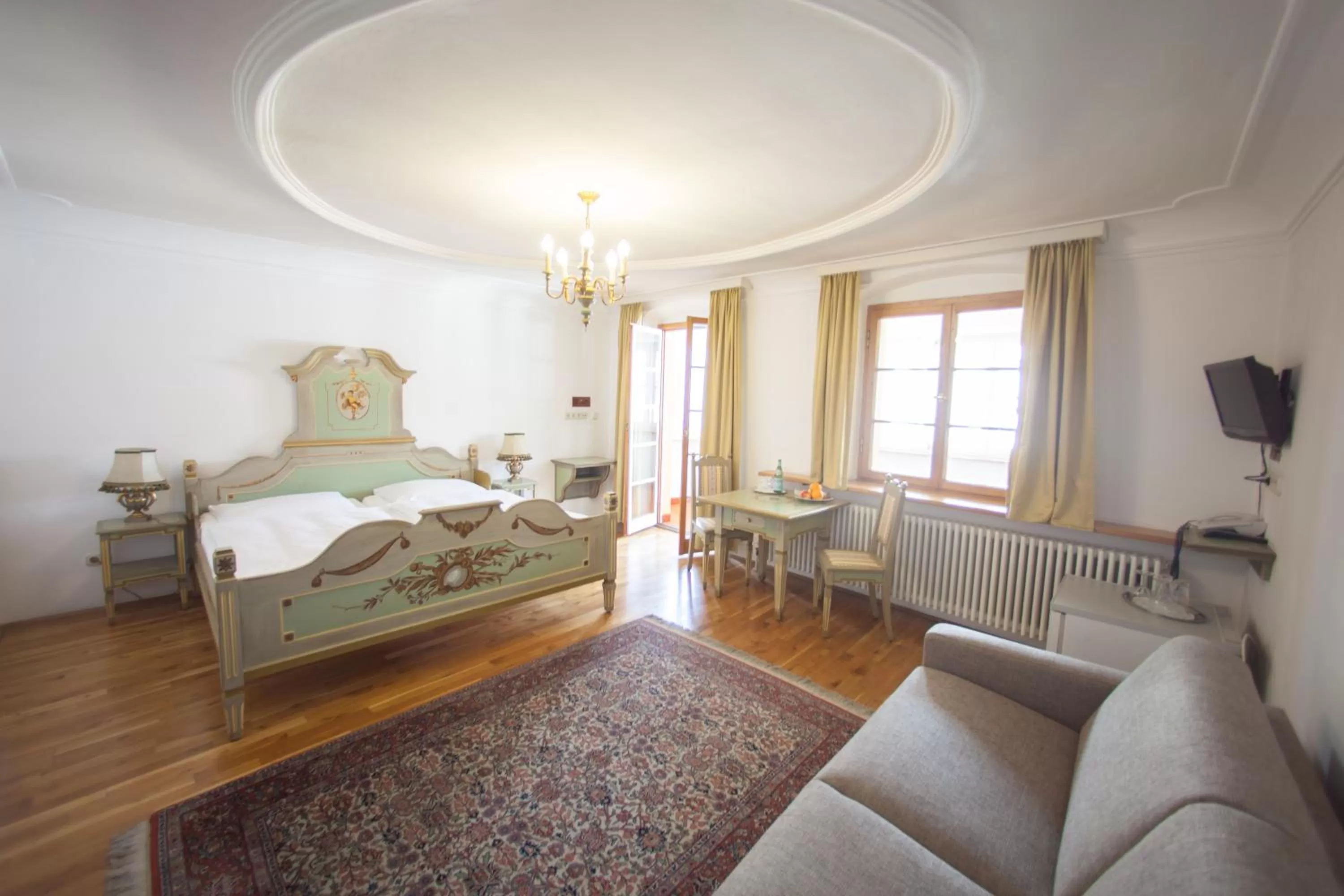 Bed, Seating Area in Hotel Wilder Mann