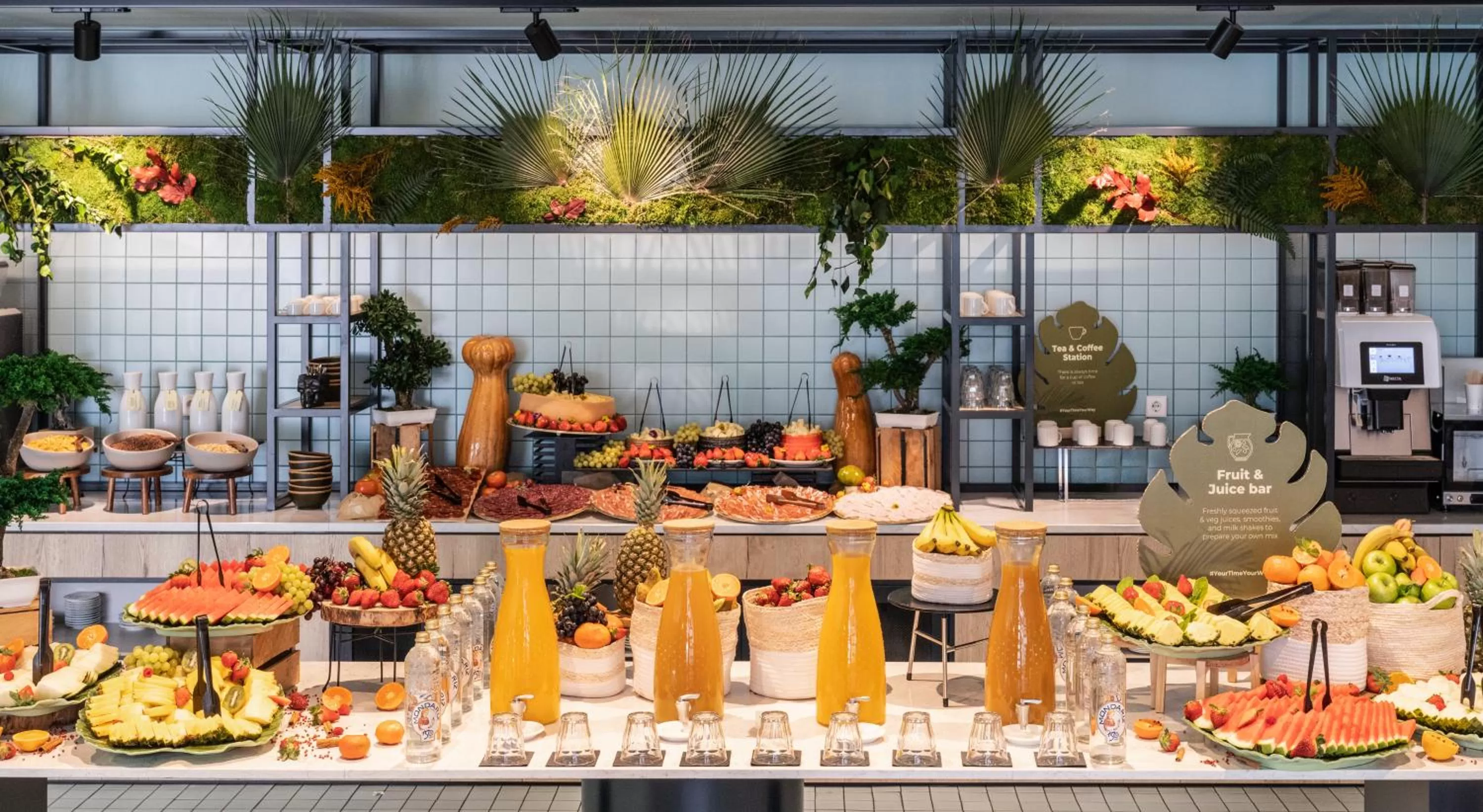 Buffet breakfast in Novotel Campo De Las Naciones