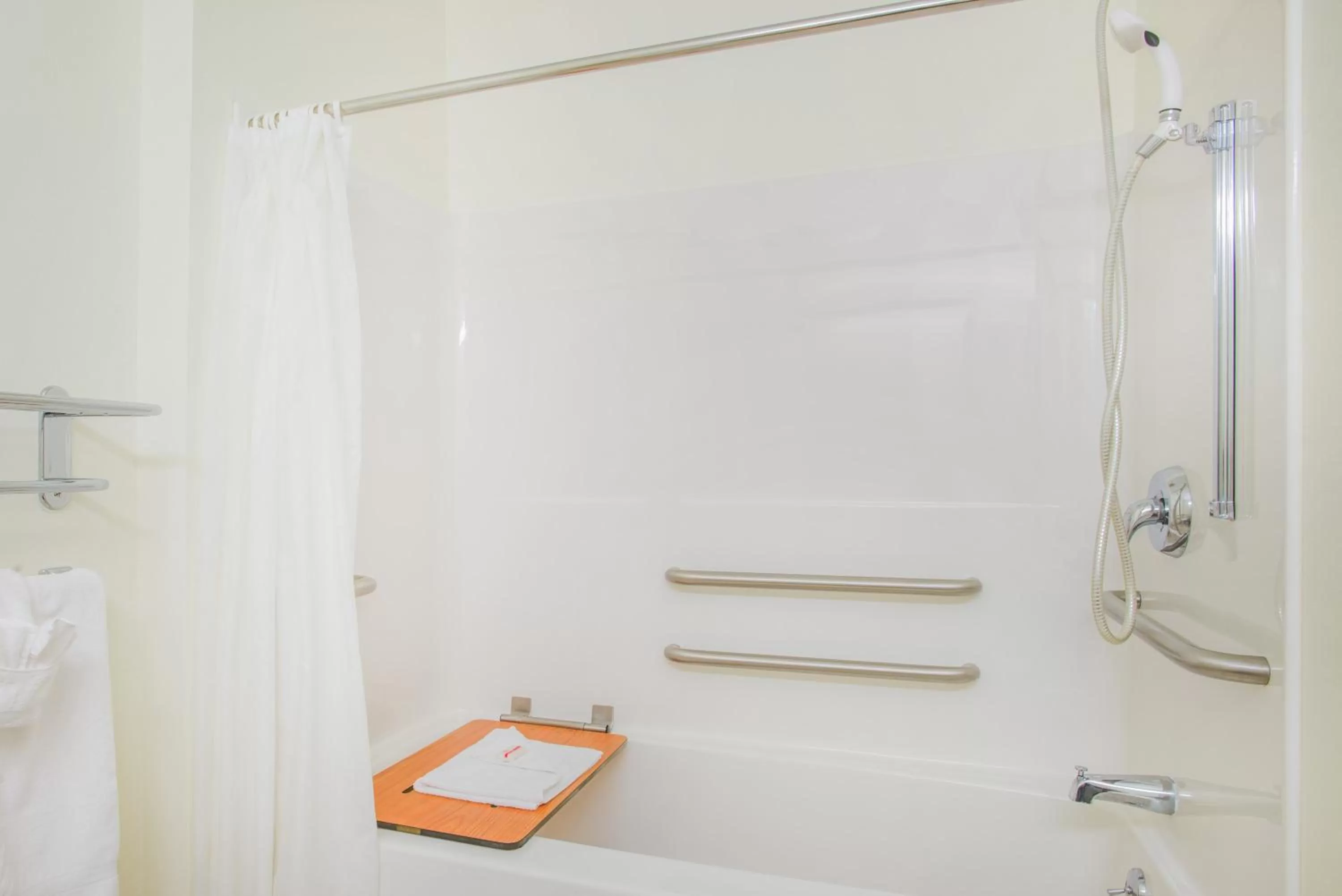 Bathroom in Microtel Inn & Suites by Wyndham Plattsburgh