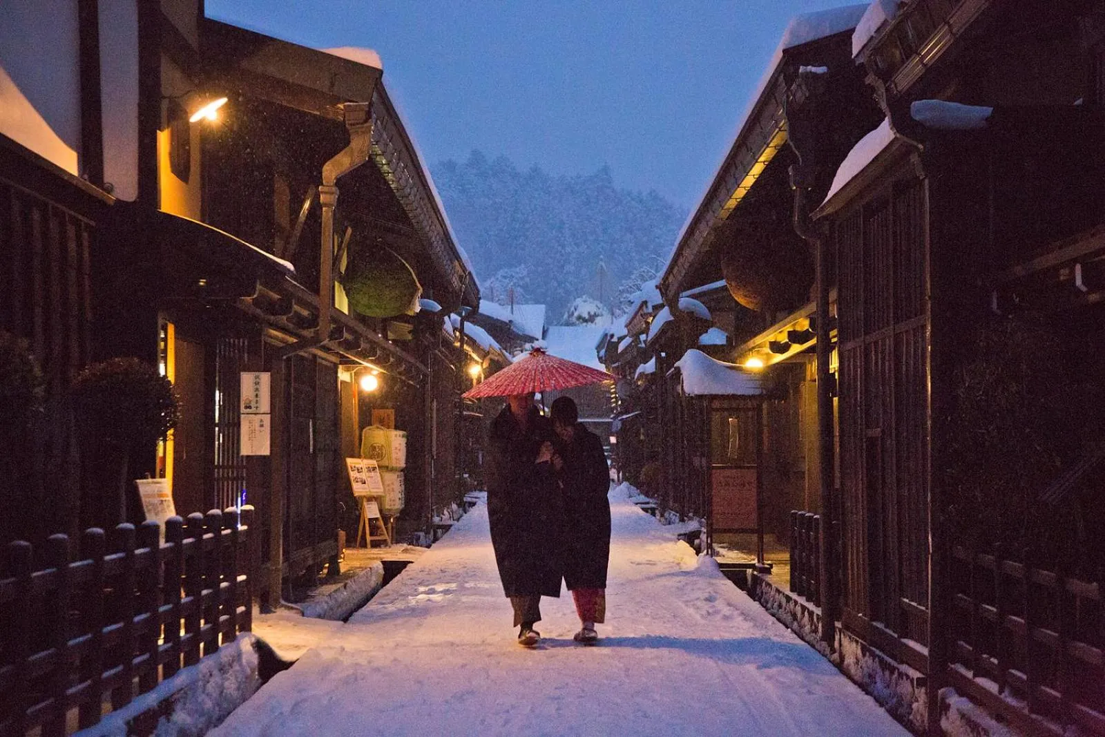 People in Honjin Hiranoya Kachoan