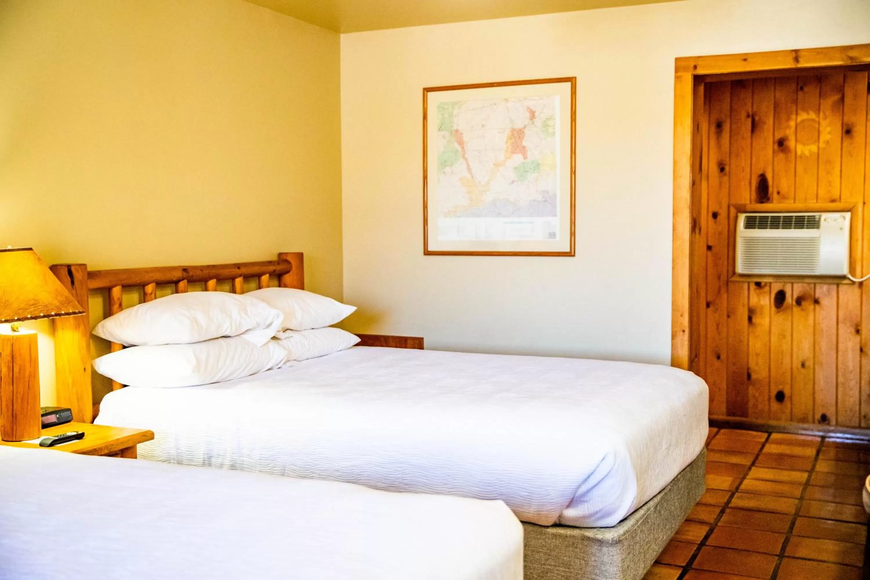 Bed in Big Horn Lodge